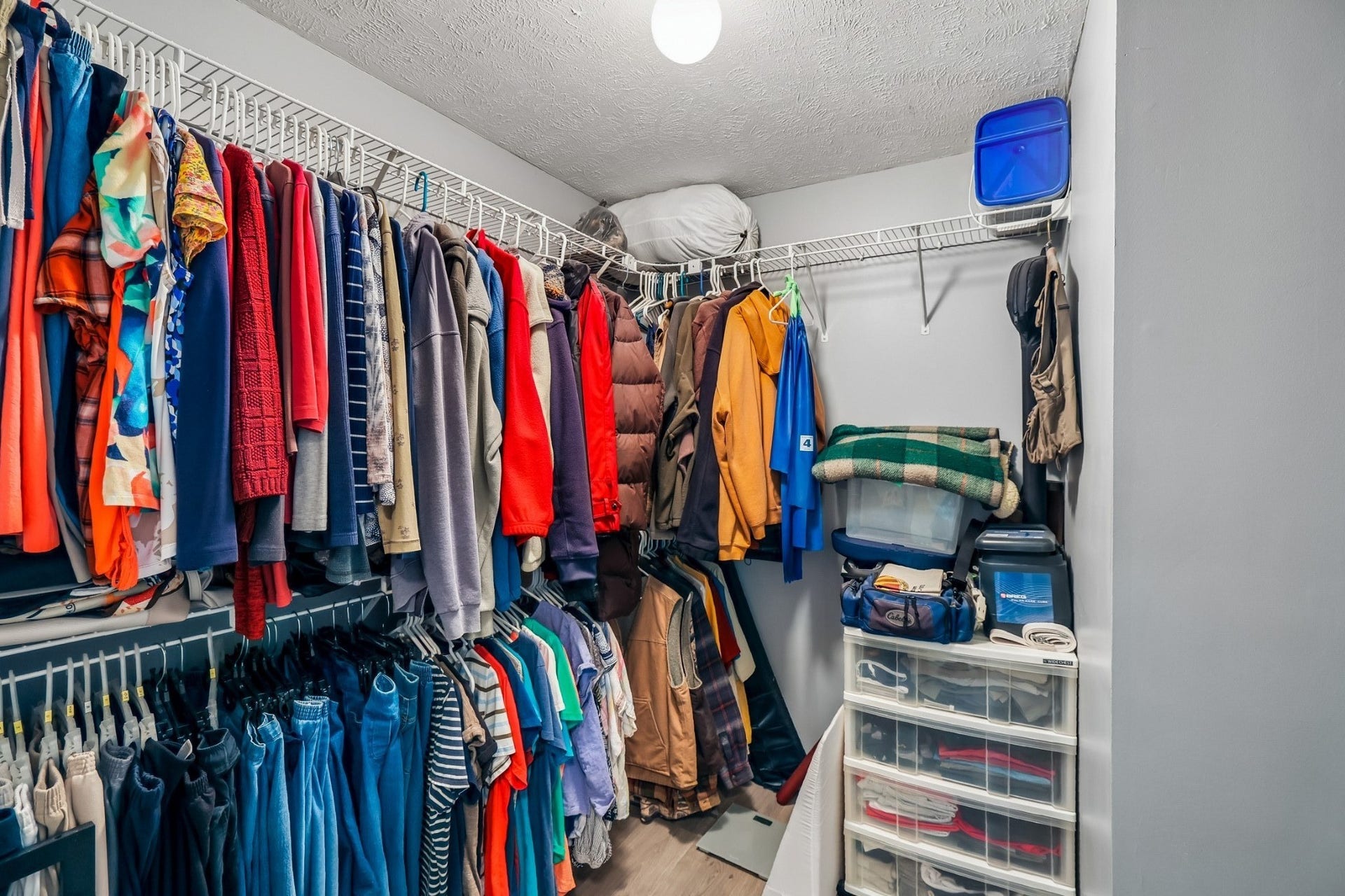 4620 Catalina Ct, Murfreesboro, TN 37128 LARGE WAK IN CLOSET IN PRIMARY SUITE