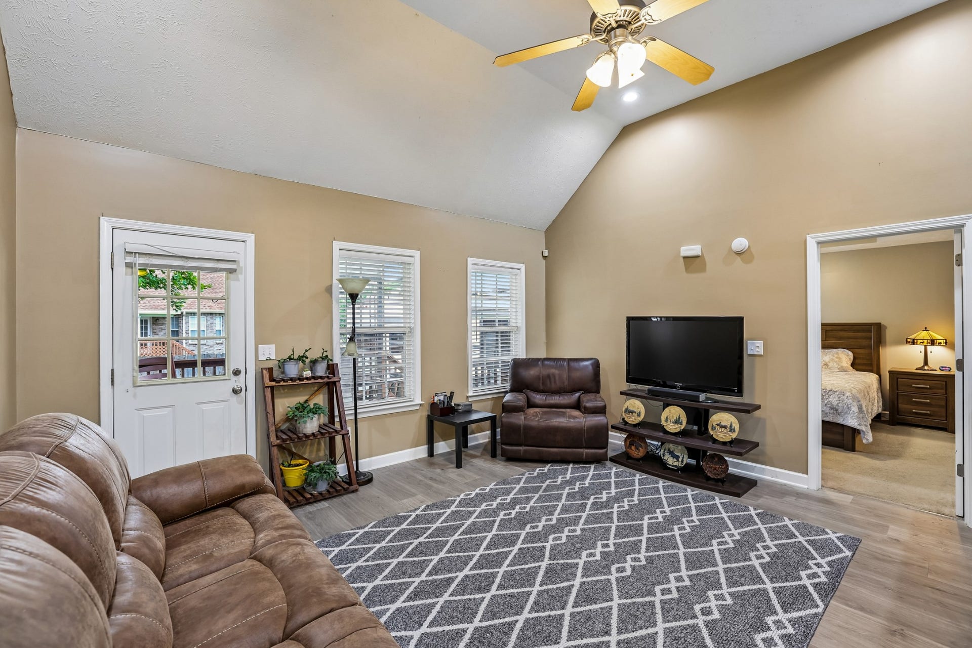 4620 Catalina Ct, Murfreesboro, TN 37128 4620 Catalina Ct, Murfreesboro, TN 37128