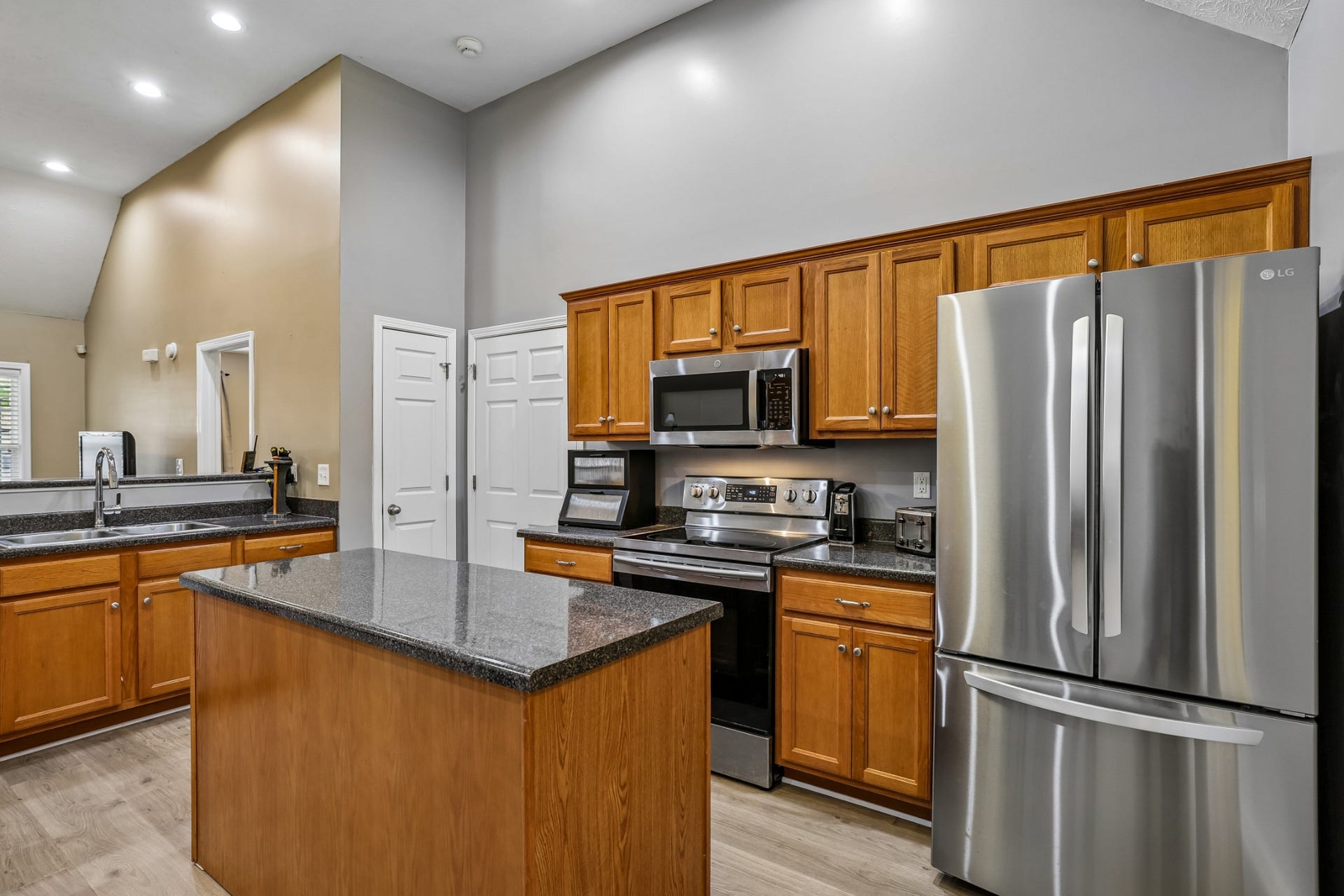 4620 Catalina Ct, Murfreesboro, TN 37128 4620 Catalina Ct, Murfreesboro, TN 37128