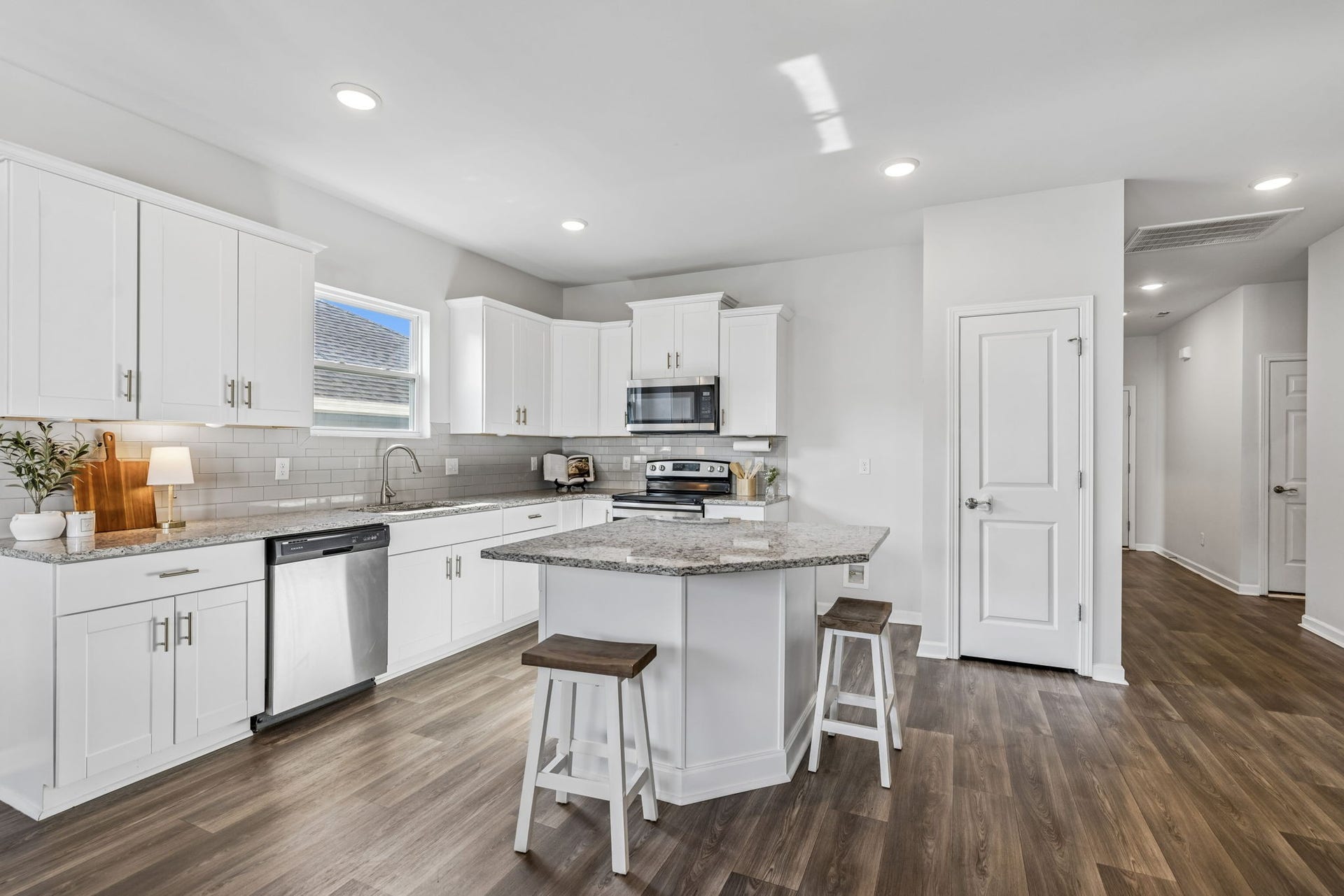 3410 Hattie Ln, Columbia, TN 38401 3410 Hattie Ln, Columbia, TN 38401