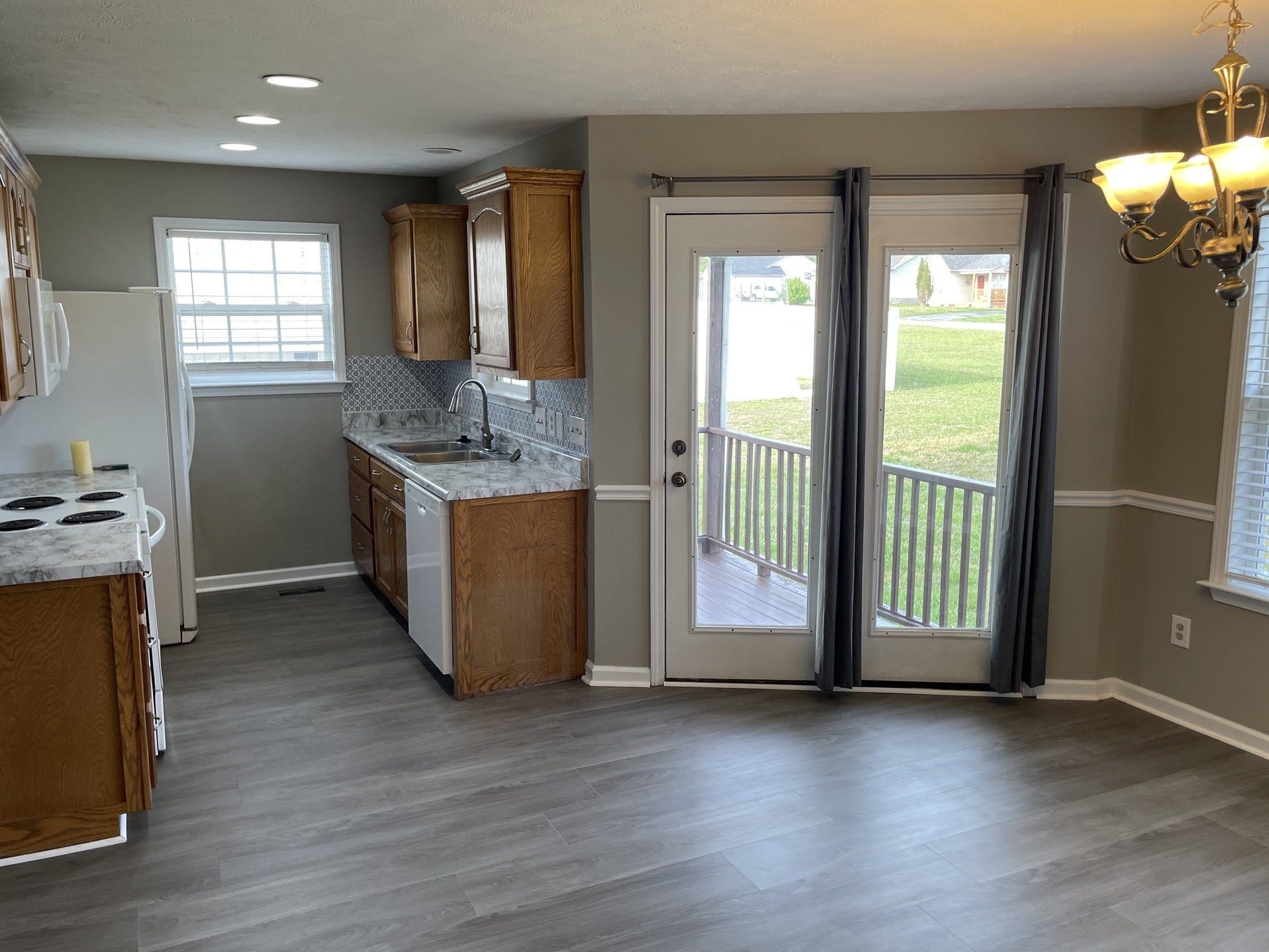 1604 Baucom Dr, Columbia, TN 38401 1604 Baucom Dr, Columbia, TN 38401