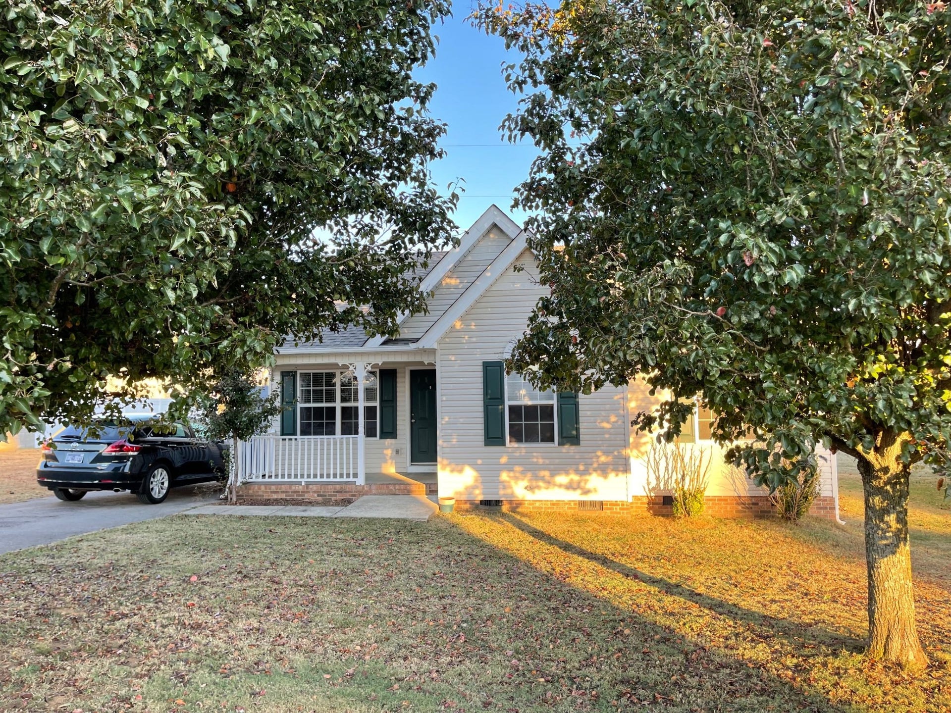 1604 Baucom Dr, Columbia, TN 38401 1604 Baucom Dr, Columbia, TN 38401