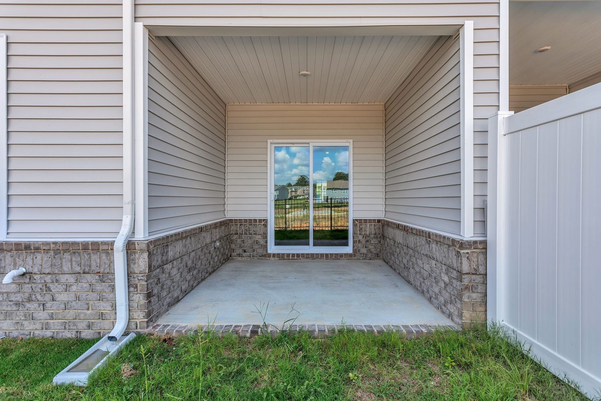 1706 Manuka Ln, Columbia, TN 38401 1706 Manuka Ln, Columbia, TN 38401