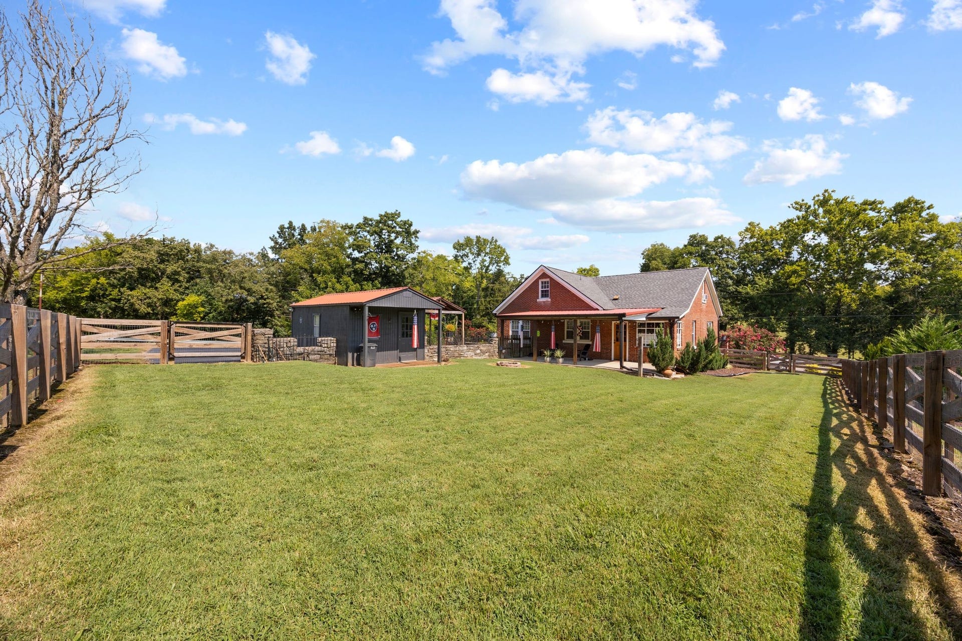 2890 Greens Mill Rd, Columbia, TN 38401 2890 Greens Mill Rd, Columbia, TN 38401