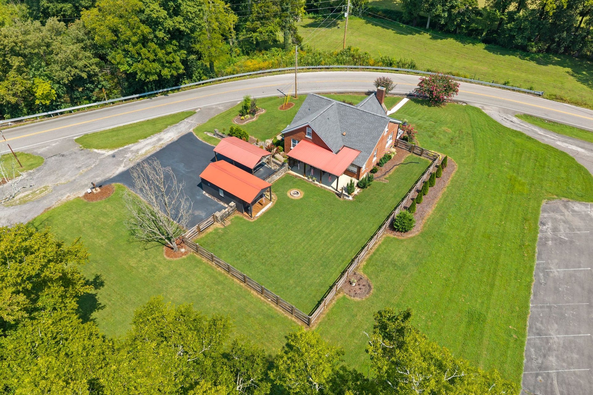 2890 Greens Mill Rd, Columbia, TN 38401 2890 Greens Mill Rd, Columbia, TN 38401