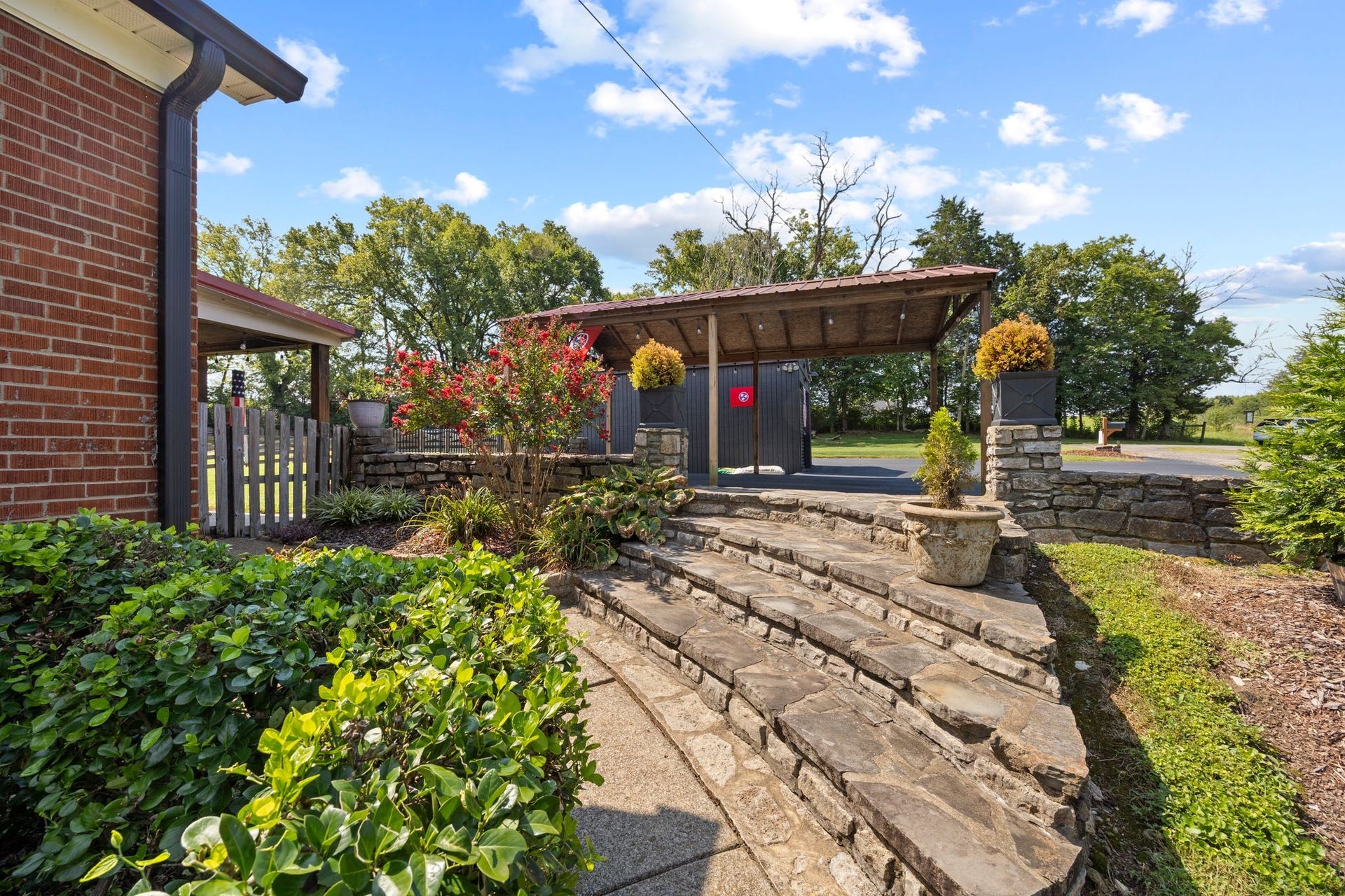 2890 Greens Mill Rd, Columbia, TN 38401 2890 Greens Mill Rd, Columbia, TN 38401