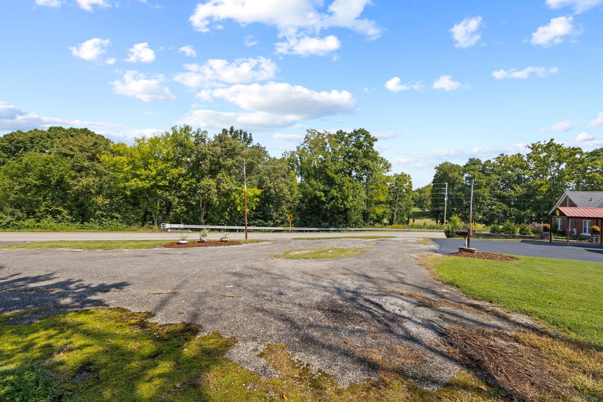 2890 Greens Mill Rd, Columbia, TN 38401 2890 Greens Mill Rd, Columbia, TN 38401