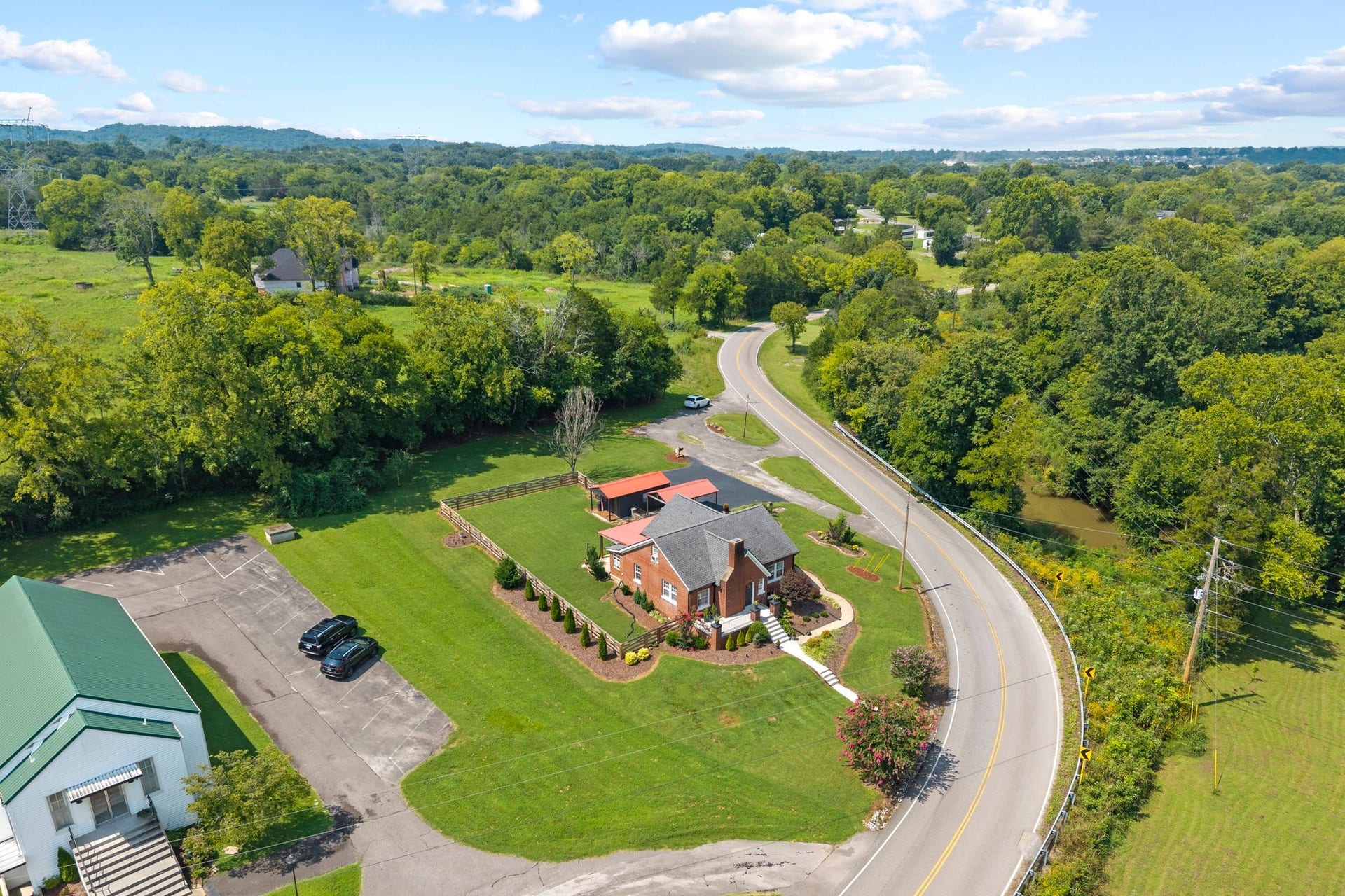 2890 Greens Mill Rd, Columbia, TN 38401 2890 Greens Mill Rd, Columbia, TN 38401