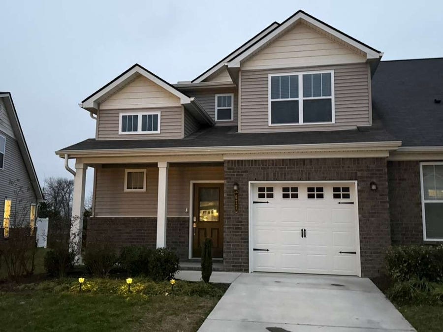 Property photo for 677 Birdie Dr, Spring Hill, TN
