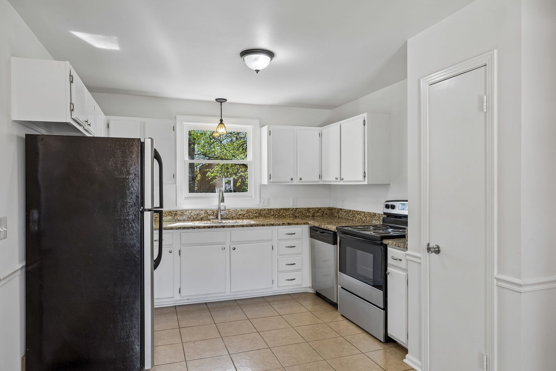 1910 Redbud Ct, Franklin, TN 37064 1910 Redbud Ct, Franklin, TN 37064