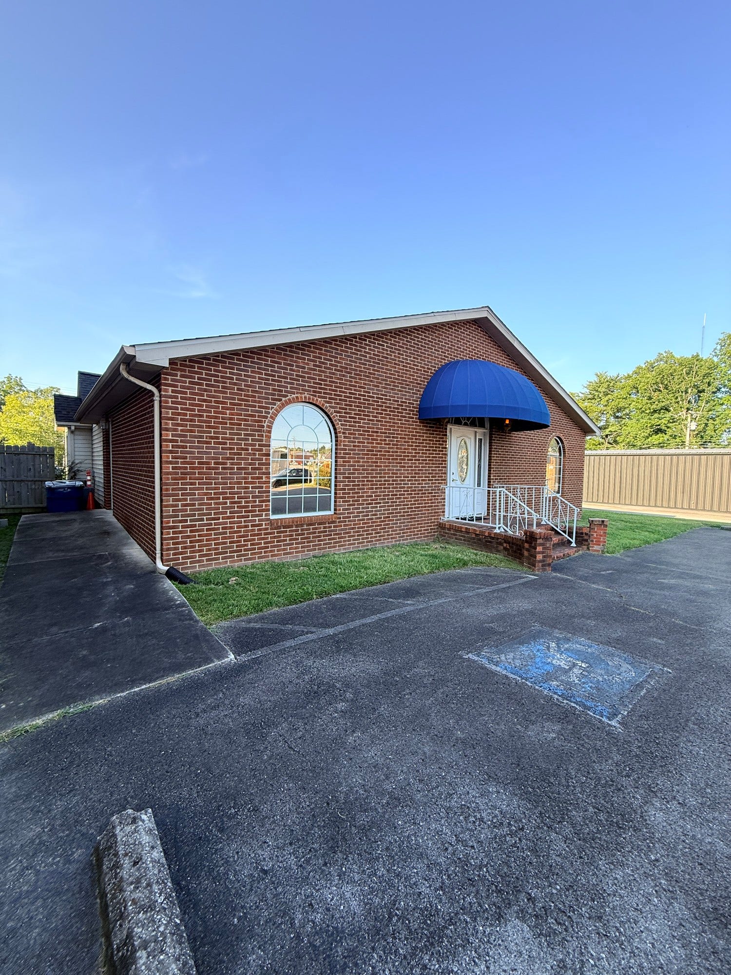 119 E Fort St, Manchester, TN 37355 119 E Fort St, Manchester, TN 37355
