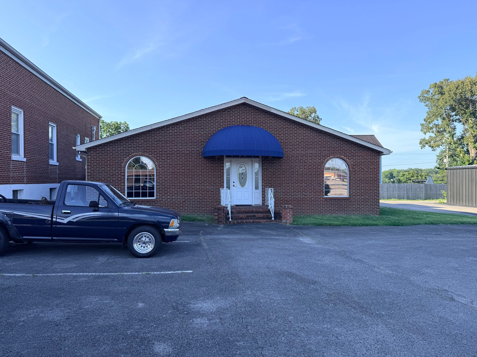 119 E Fort St, Manchester, TN 37355 119 E Fort St, Manchester, TN 37355