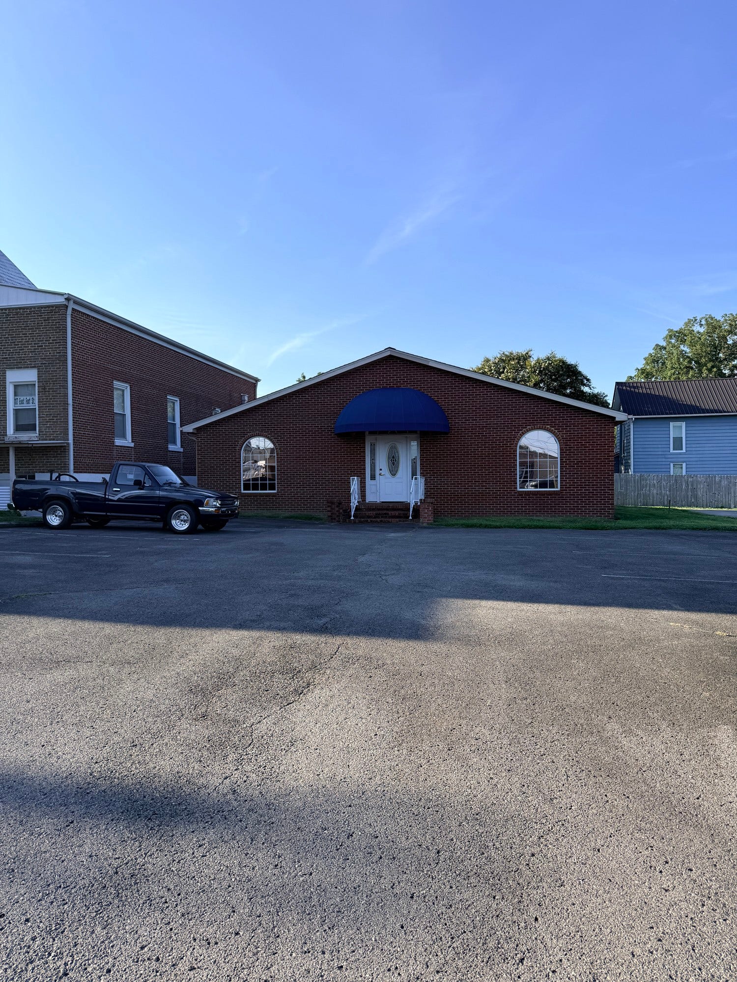 119 E Fort St, Manchester, TN 37355 119 E Fort St, Manchester, TN 37355