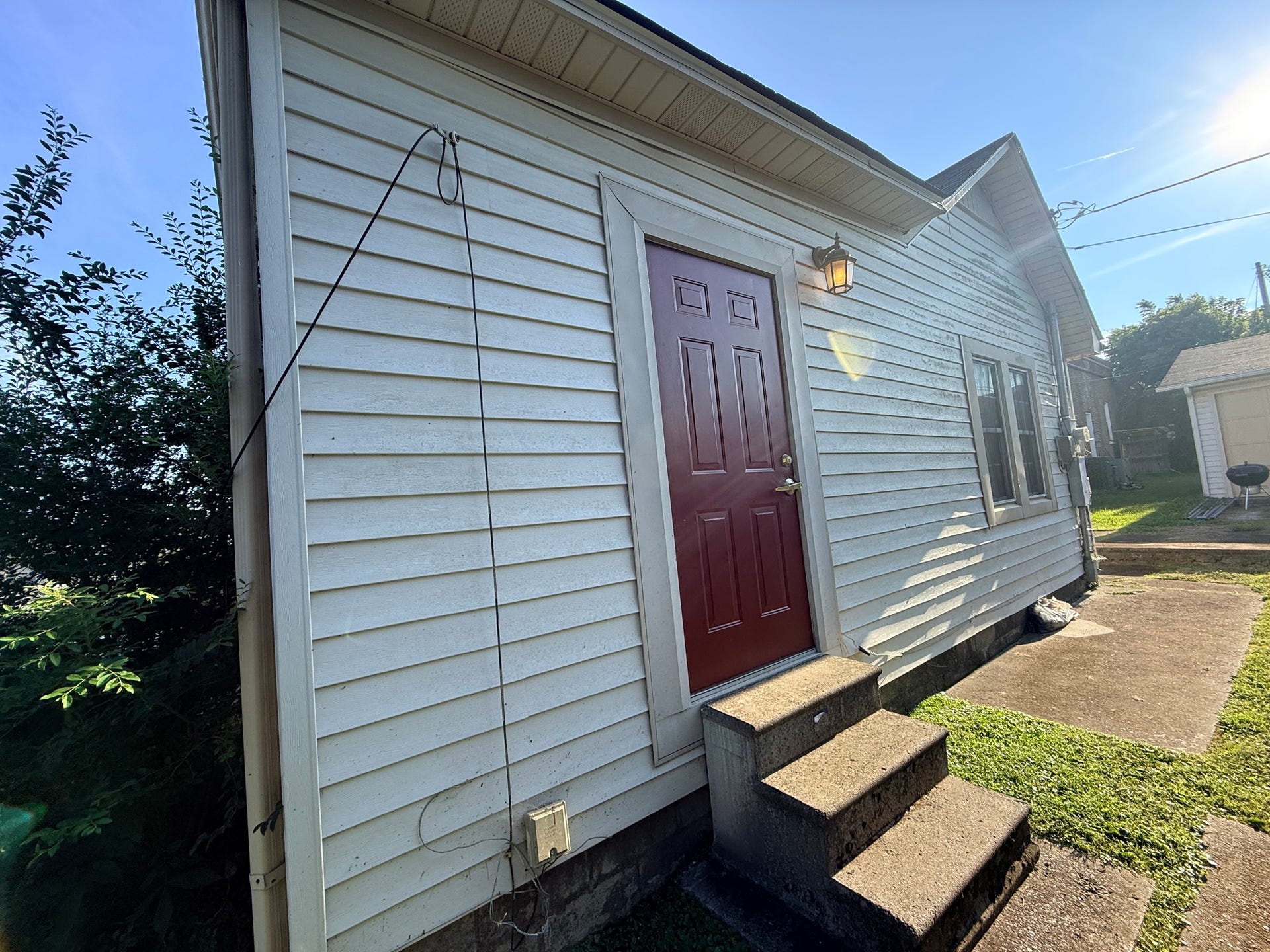 119 E Fort St, Manchester, TN 37355 119 E Fort St, Manchester, TN 37355