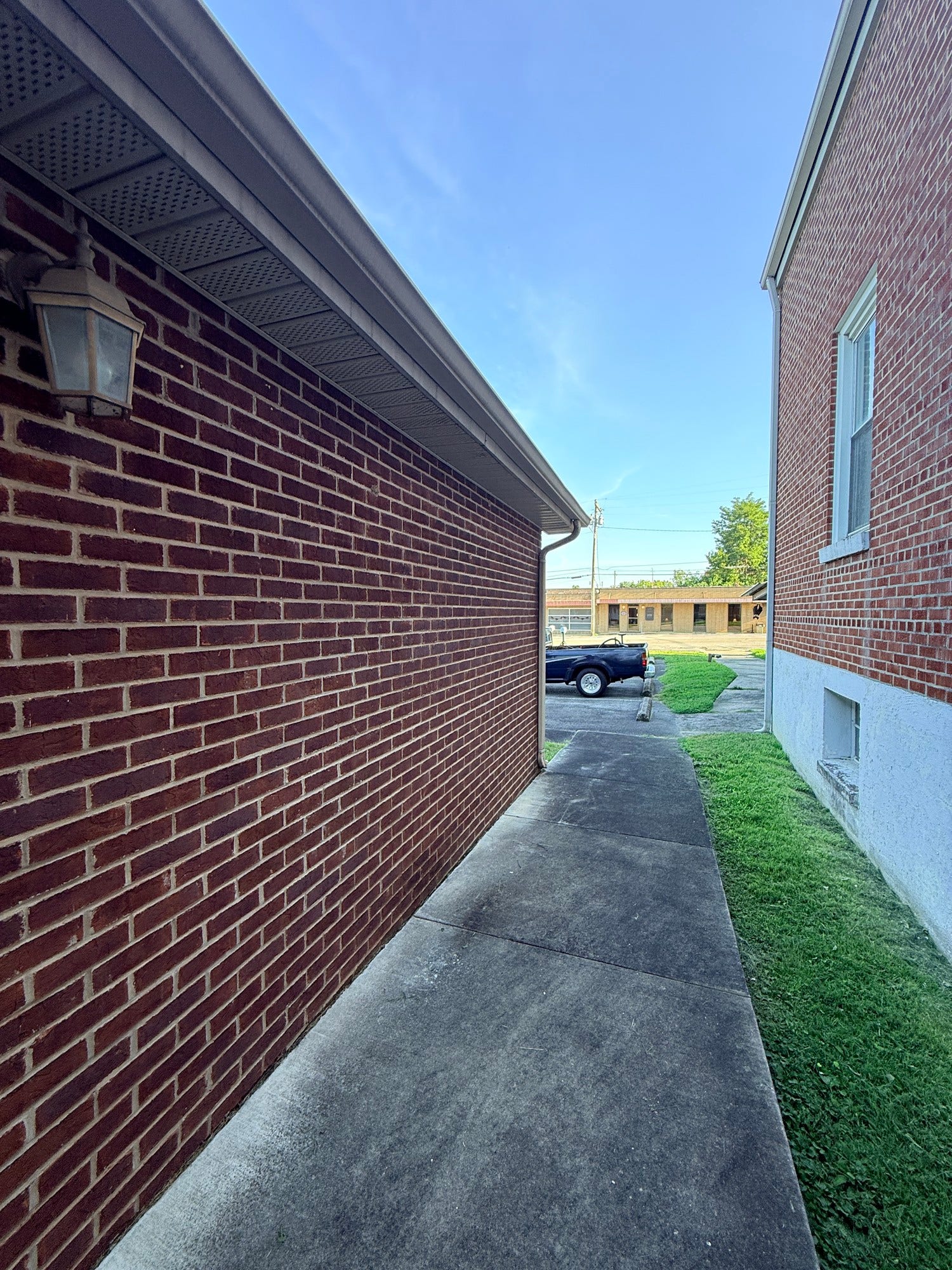 119 E Fort St, Manchester, TN 37355 119 E Fort St, Manchester, TN 37355