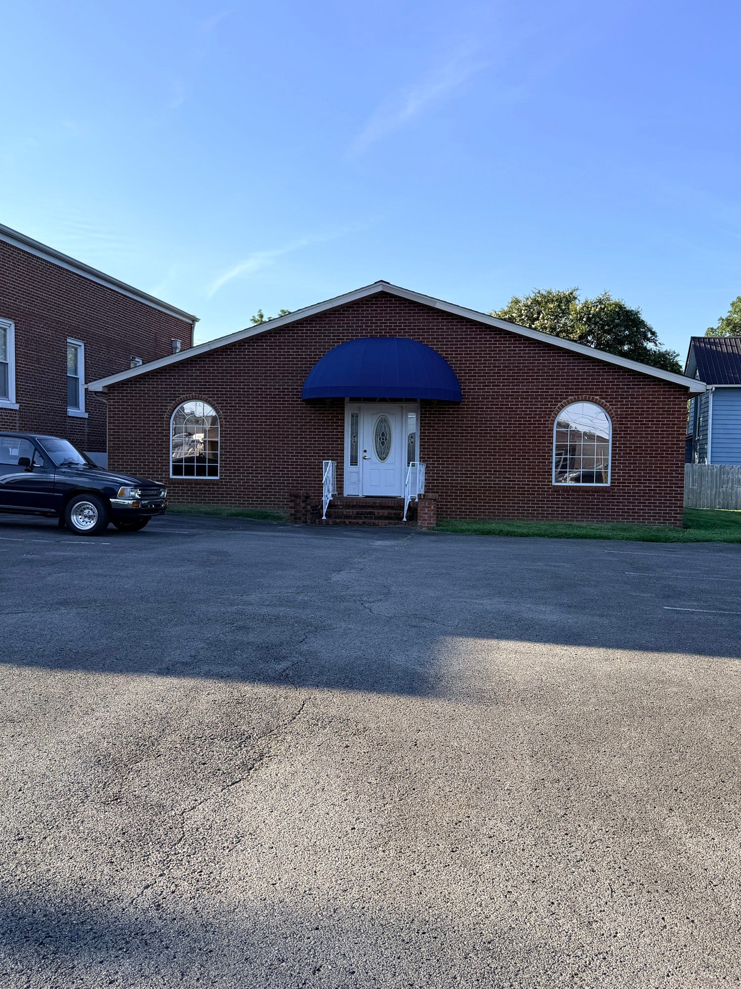 119 E Fort St, Manchester, TN 37355 119 E Fort St, Manchester, TN 37355
