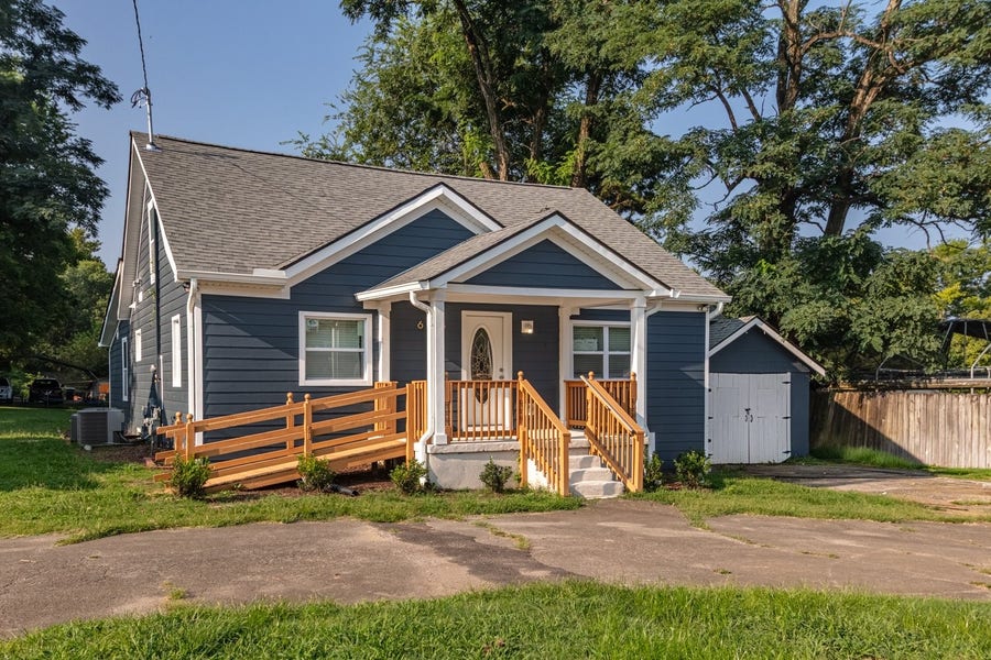 Property photo for 605 Hatcher Ln, Columbia, TN
