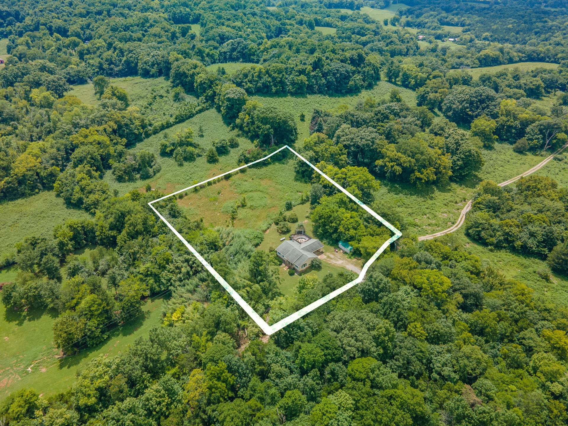 1531 Springplace Rd W, Lewisburg, TN 37091 1531 Springplace Rd W, Lewisburg, TN 37091