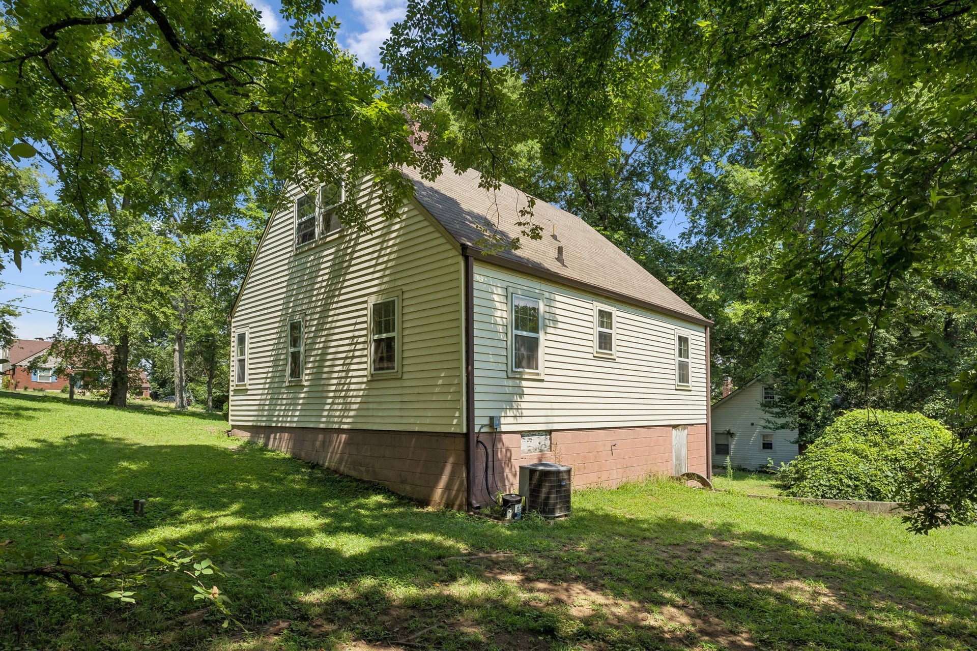 210 Cliffdale Rd, Nashville, TN 37214 210 Cliffdale Rd, Nashville, TN 37214