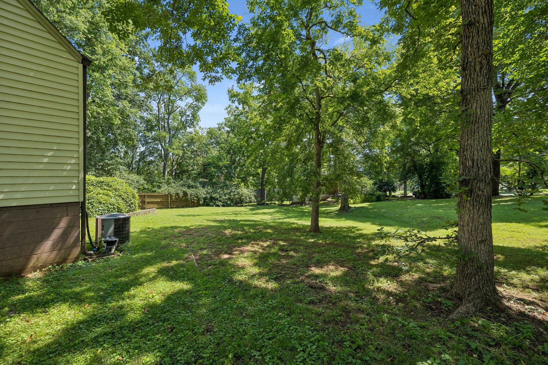 210 Cliffdale Rd, Nashville, TN 37214 210 Cliffdale Rd, Nashville, TN 37214