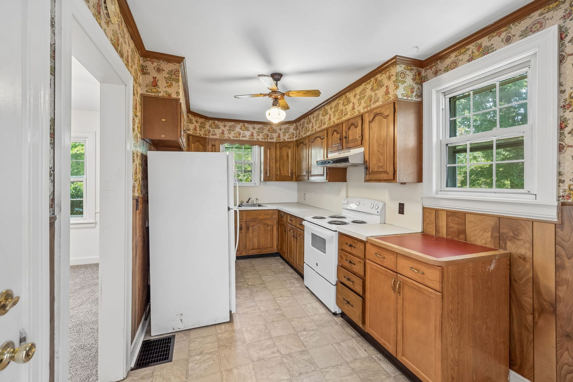 210 Cliffdale Rd, Nashville, TN 37214 210 Cliffdale Rd, Nashville, TN 37214