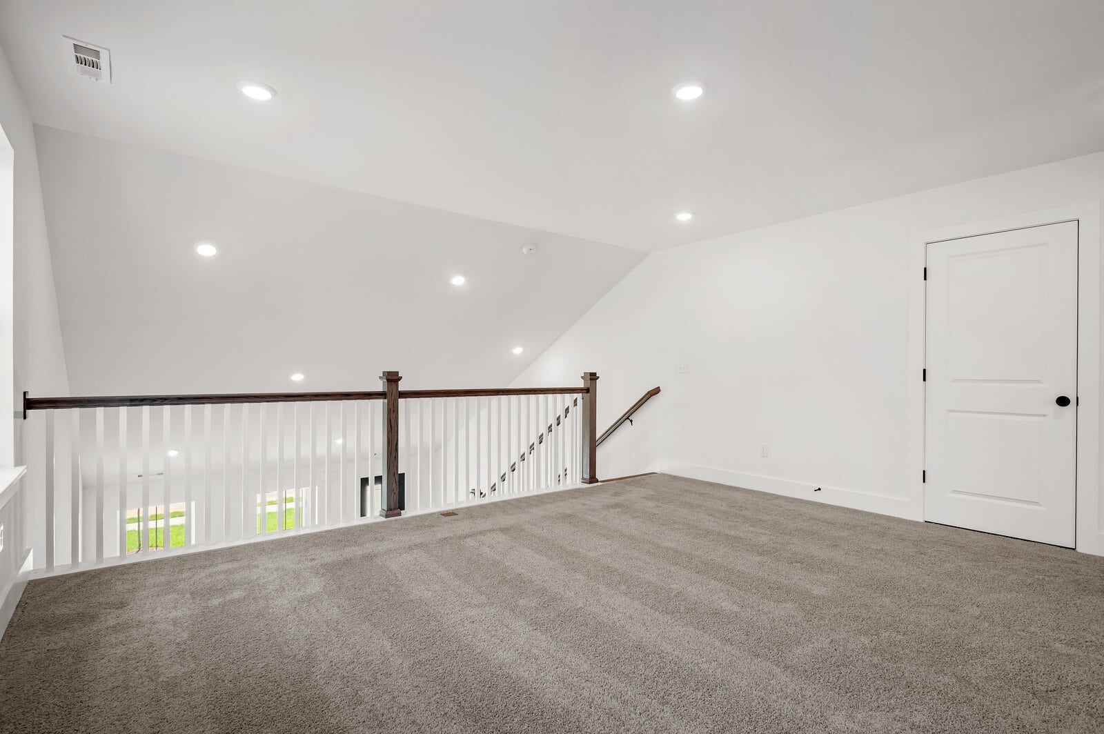 3529 Winterfell Drive, Murfreesboro, TN 37129 Loft