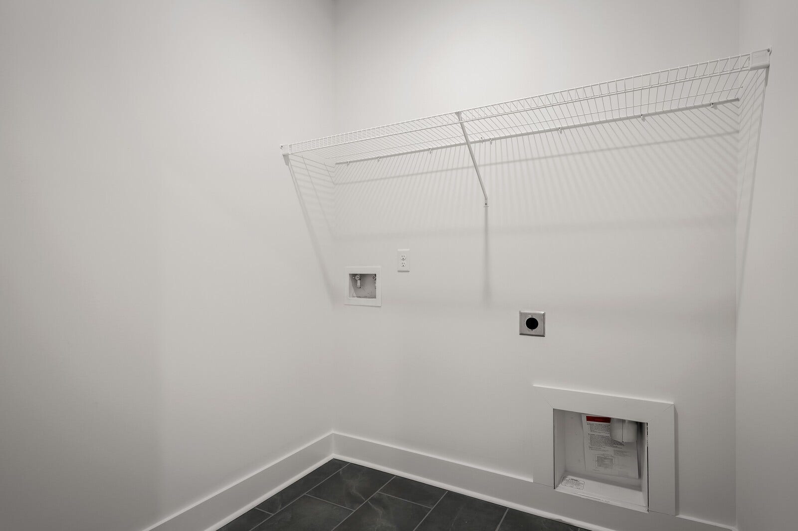 3529 Winterfell Drive, Murfreesboro, TN 37129 Laundry Room located on the main level.