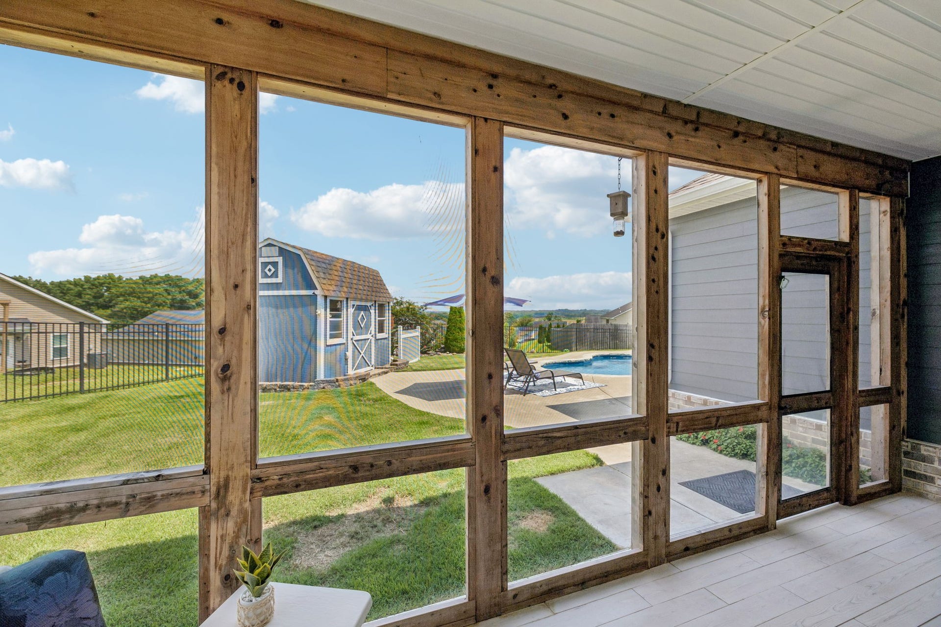 2204 Bee Hive Dr, Columbia, TN 38401 2204 Bee Hive Dr, Columbia, TN 38401