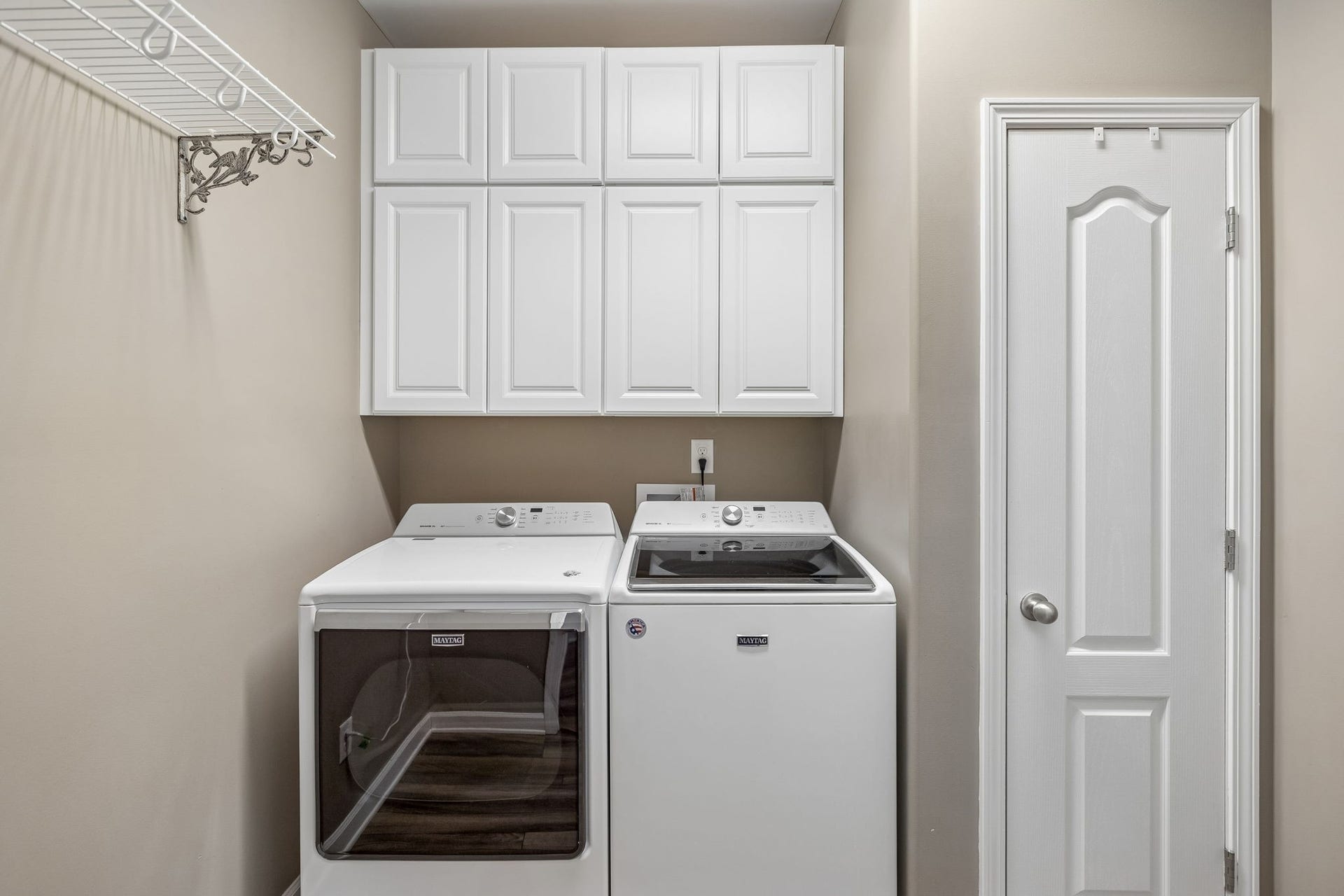 2204 Bee Hive Dr, Columbia, TN 38401 2204 Bee Hive Dr, Columbia, TN 38401