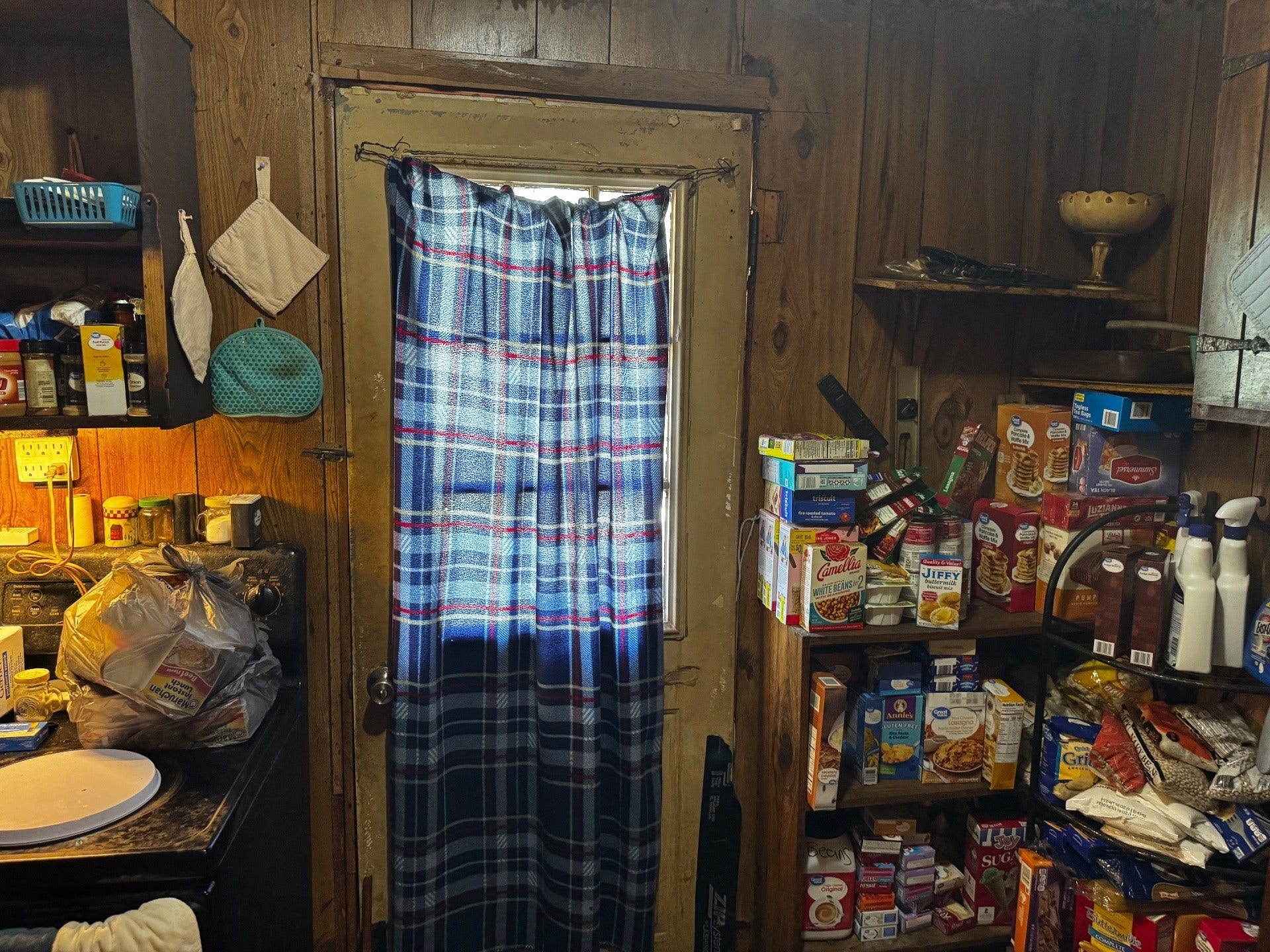 409 Commodore Dr, Manchester, TN 37355 409 Commodore Dr, Manchester, TN 37355
