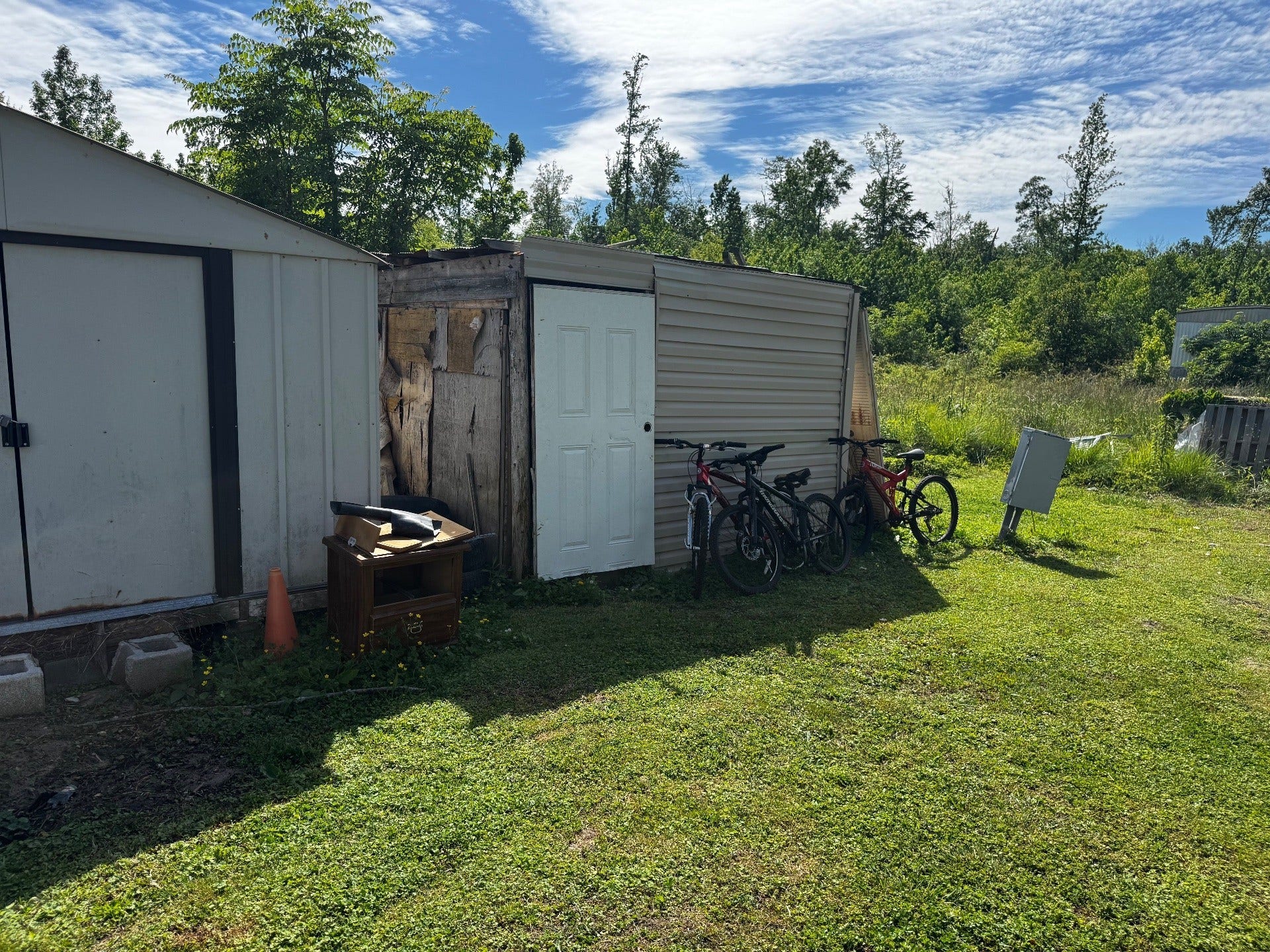 409 Commodore Dr, Manchester, TN 37355 409 Commodore Dr, Manchester, TN 37355
