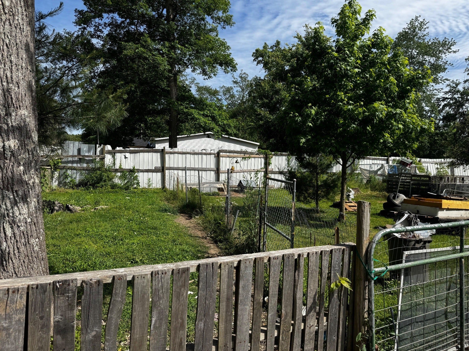 409 Commodore Dr, Manchester, TN 37355 409 Commodore Dr, Manchester, TN 37355