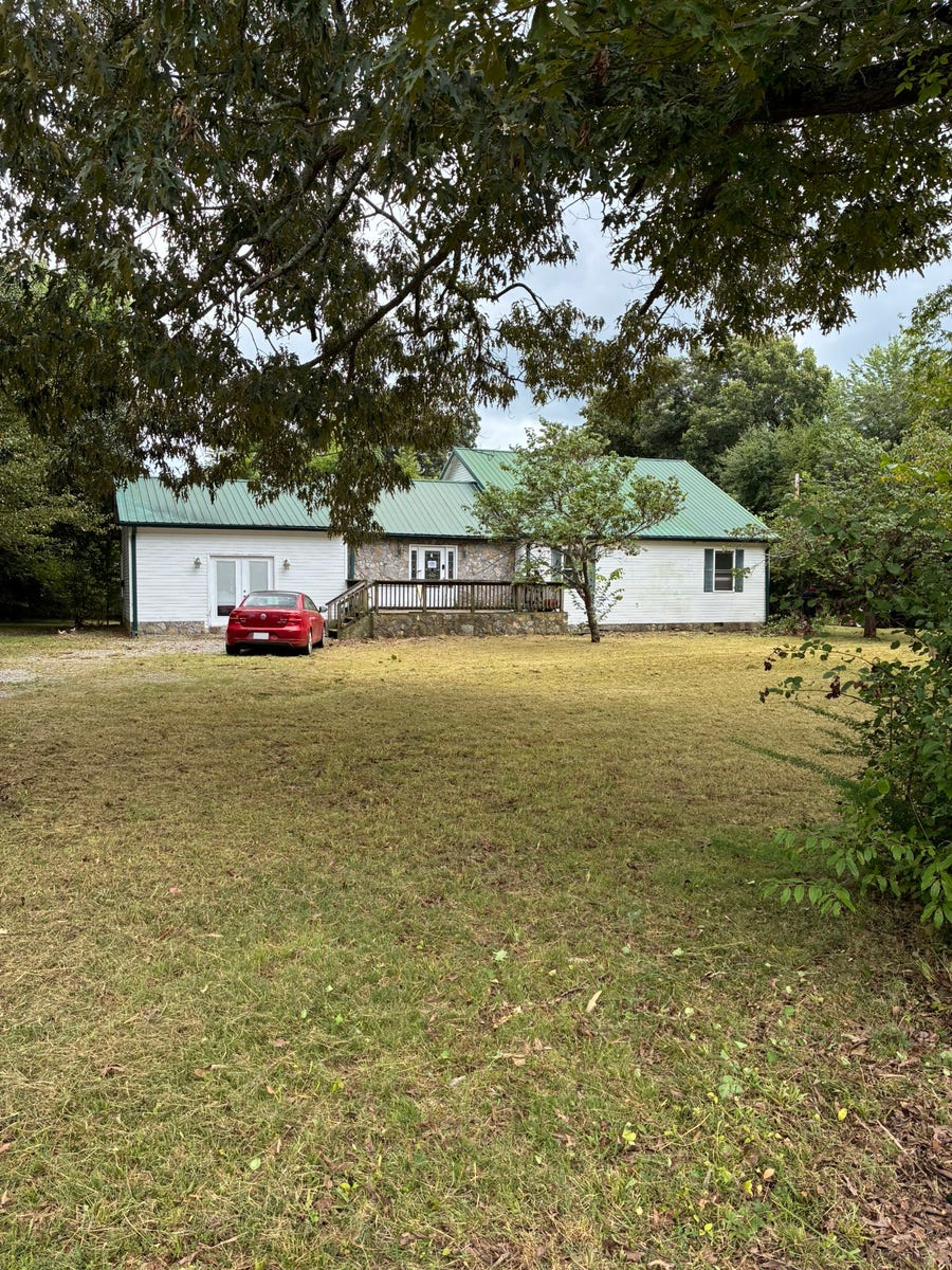 Property photo for 141 Hollow Springs Rd, Woodbury, TN