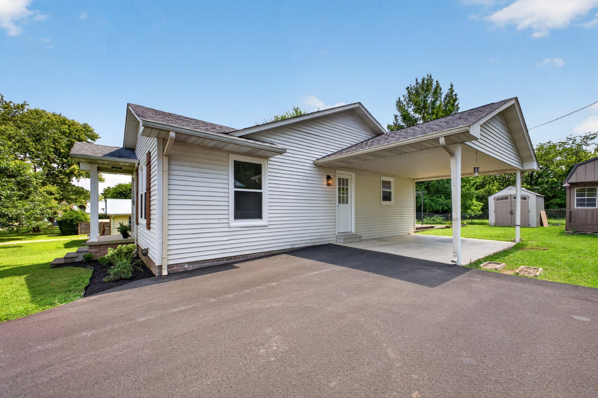 517 Wall St, Mount Pleasant, TN 38474 517 Wall St, Mount Pleasant, TN 38474
