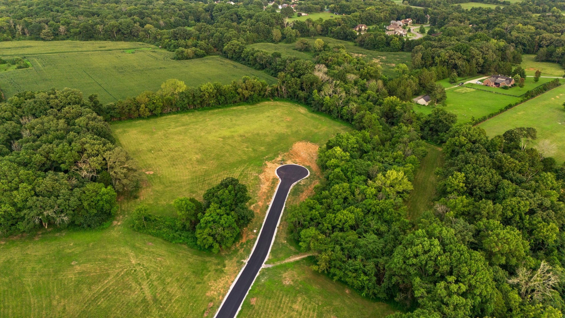 4310 Sulphur Springs Rd, Murfreesboro, TN 37129 4310 Sulphur Springs Rd, Murfreesboro, TN 37129