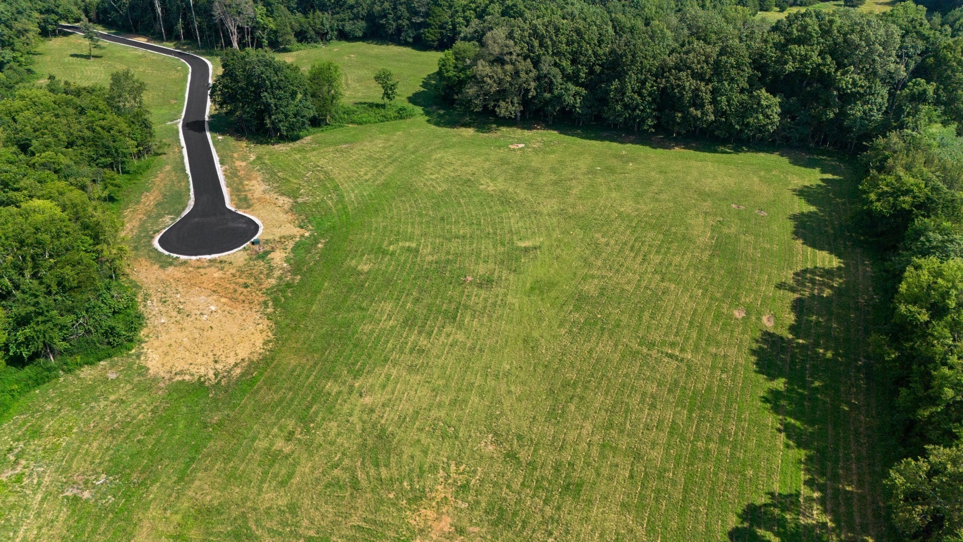 4310 Sulphur Springs Rd, Murfreesboro, TN 37129