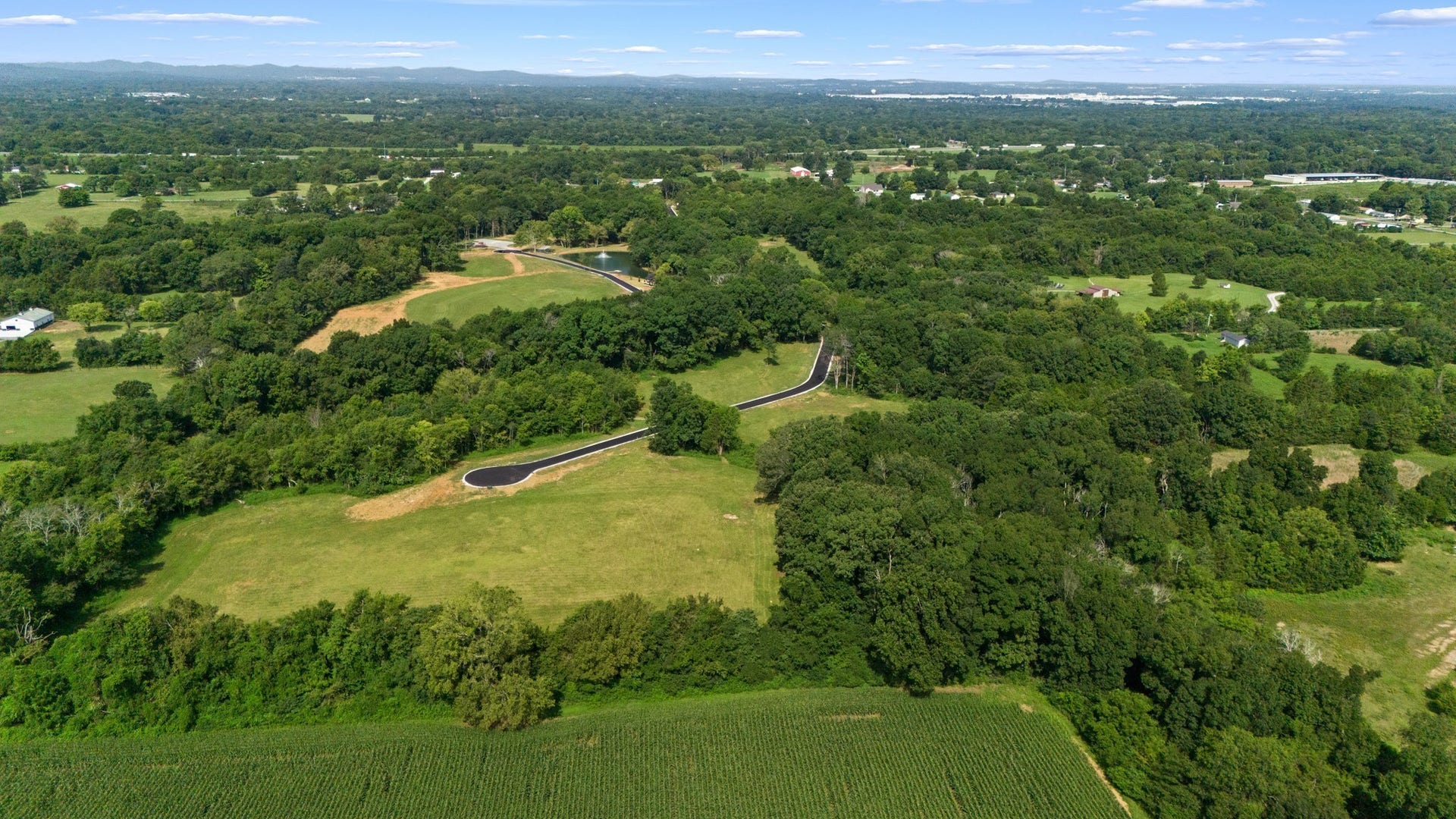 4310 Sulphur Springs Rd, Murfreesboro, TN 37129