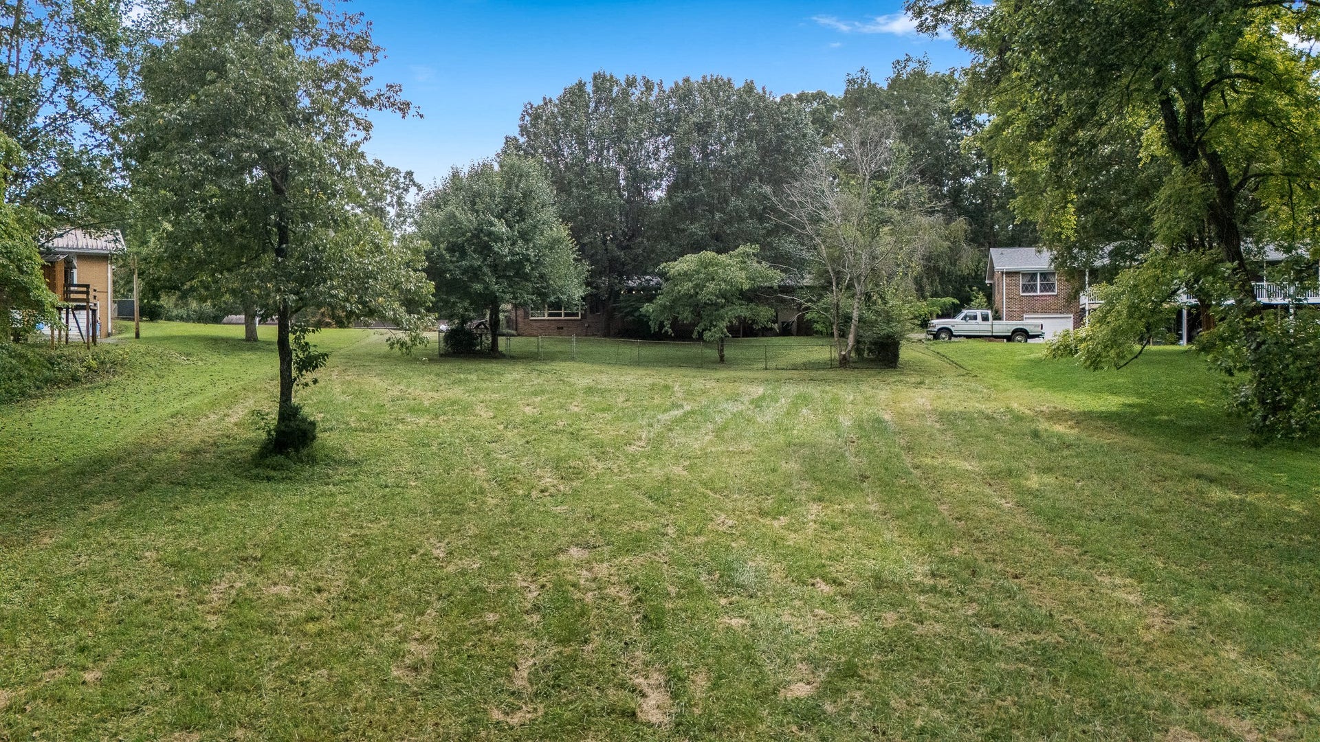 42 Hillwood Cir, Manchester, TN 37355 42 Hillwood Cir, Manchester, TN 37355