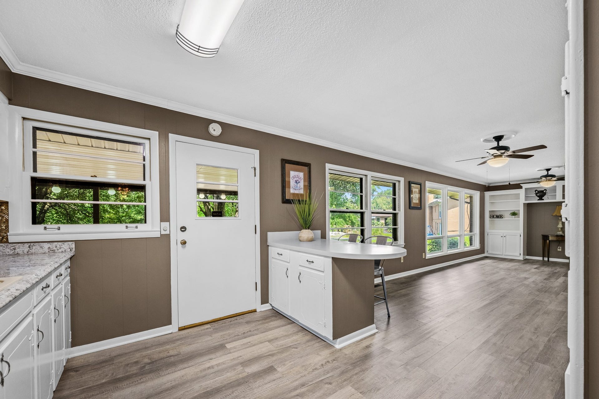 42 Hillwood Cir, Manchester, TN 37355 42 Hillwood Cir, Manchester, TN 37355