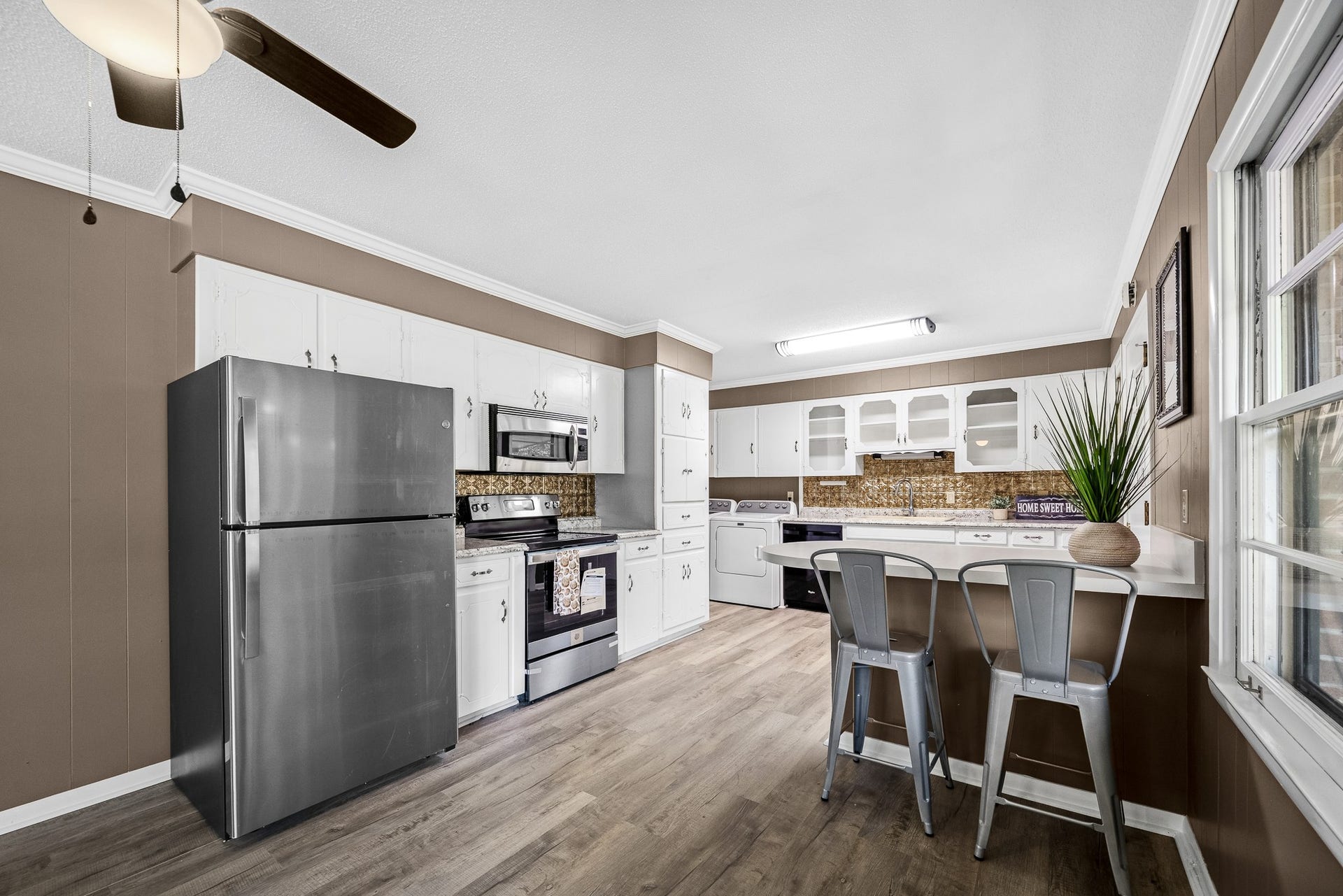 42 Hillwood Cir, Manchester, TN 37355 42 Hillwood Cir, Manchester, TN 37355