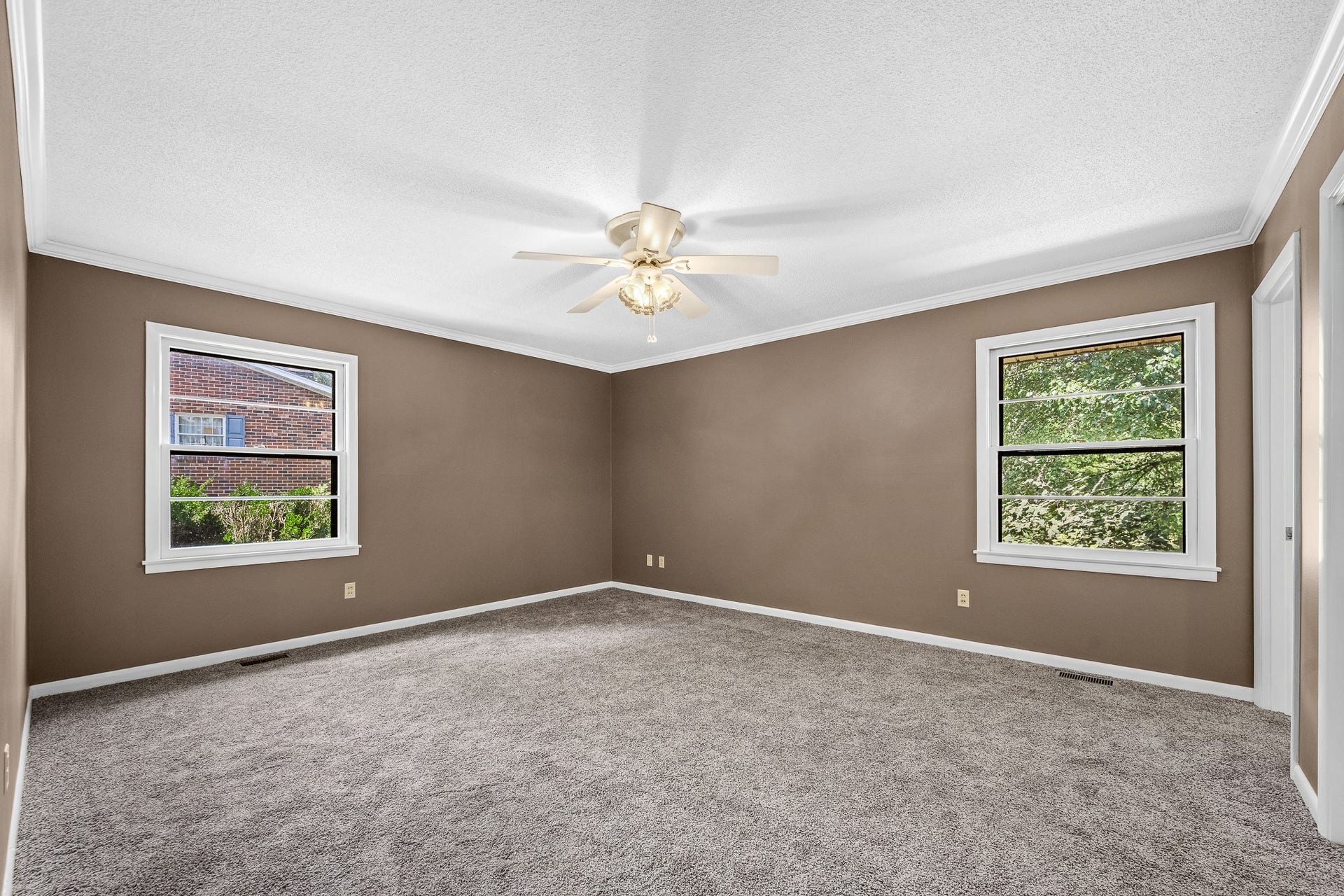 42 Hillwood Cir, Manchester, TN 37355 42 Hillwood Cir, Manchester, TN 37355