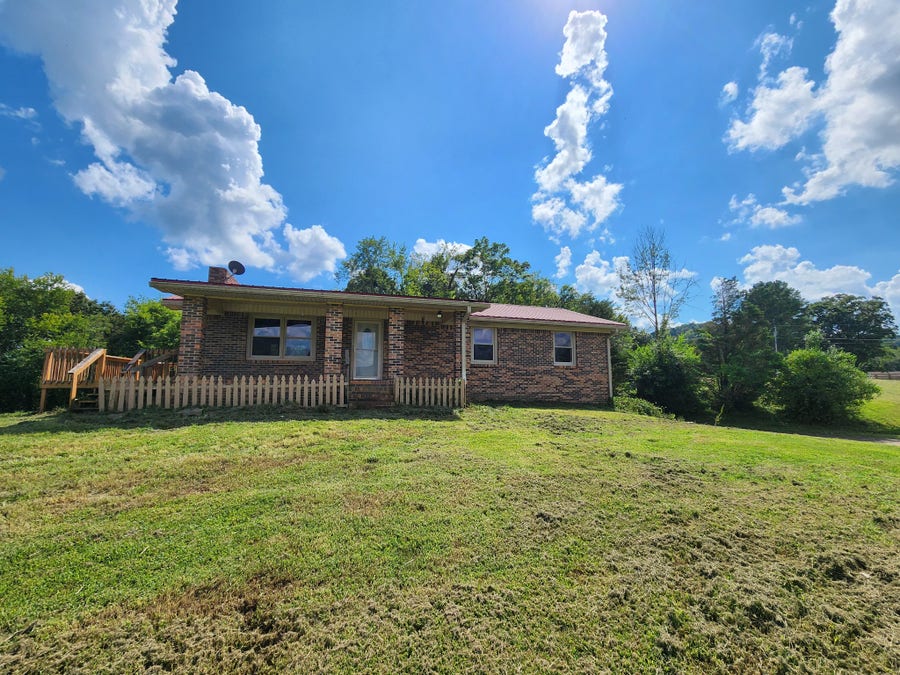 Property photo for 1963 Hidden Hills Rd, Pulaski, TN