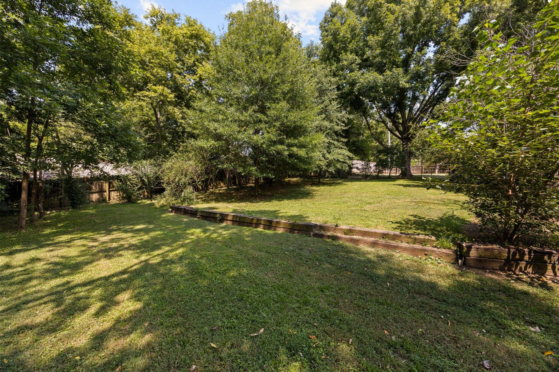 632 Harpeth Bend Dr, Nashville, TN 37221 632 Harpeth Bend Dr, Nashville, TN 37221