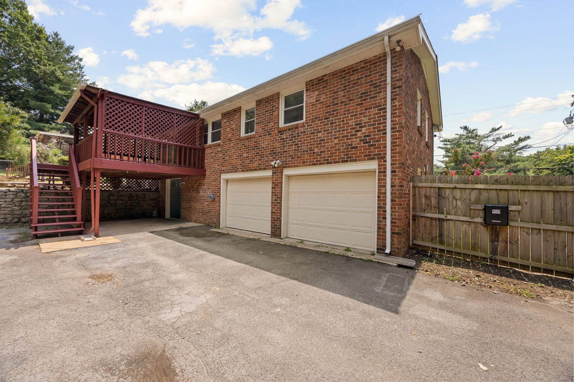 632 Harpeth Bend Dr, Nashville, TN 37221 632 Harpeth Bend Dr, Nashville, TN 37221