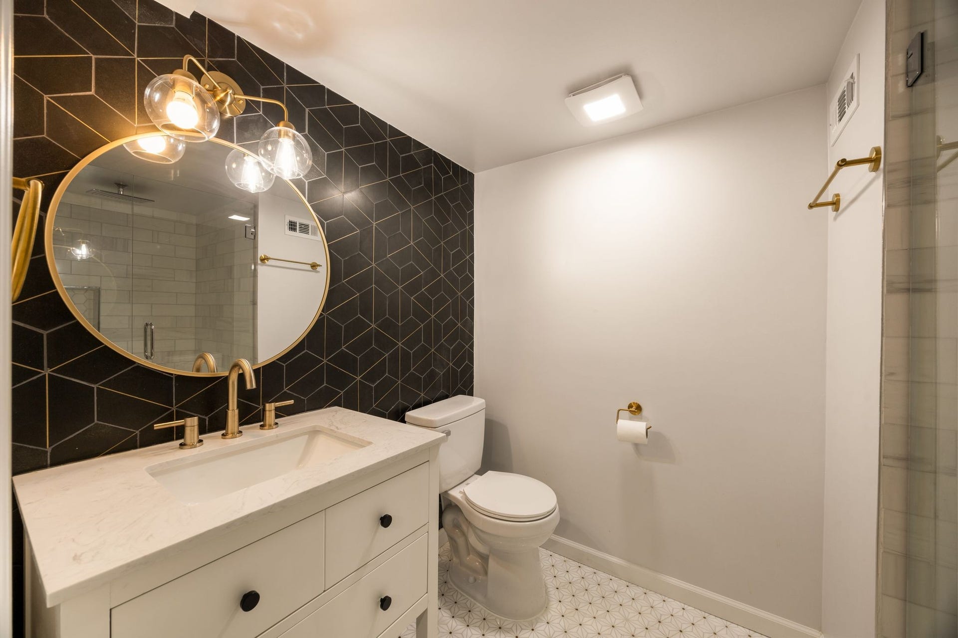 632 Harpeth Bend Dr, Nashville, TN 37221 632 Harpeth Bend Dr, Nashville, TN 37221