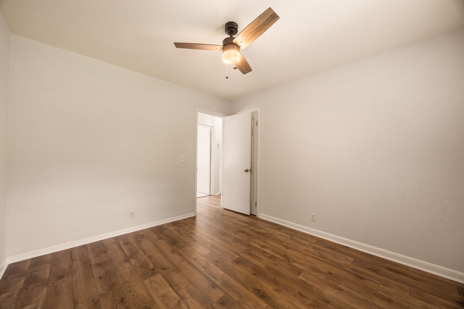 632 Harpeth Bend Dr, Nashville, TN 37221 632 Harpeth Bend Dr, Nashville, TN 37221