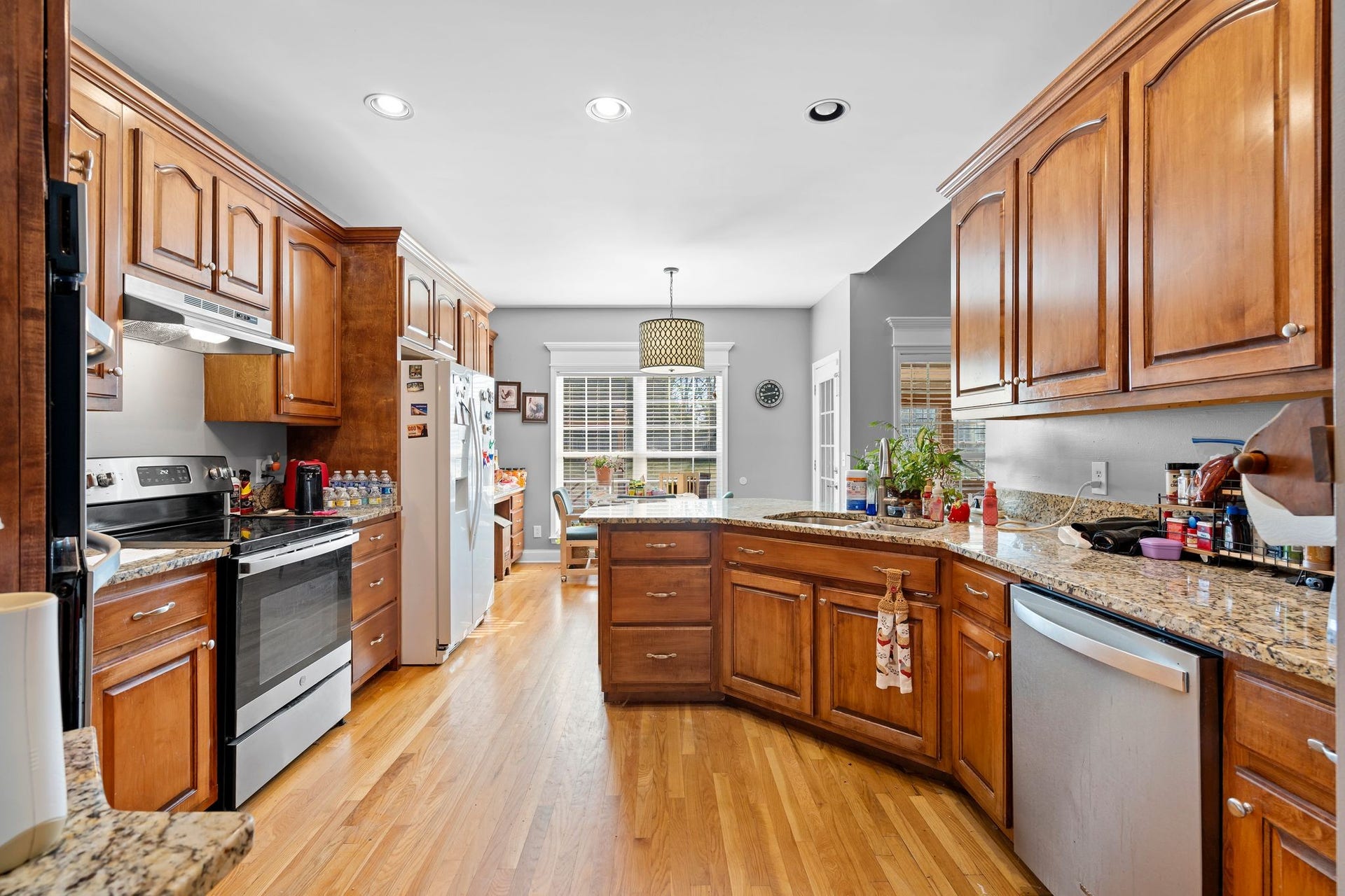3493 Petty Ln, Columbia, TN 38401