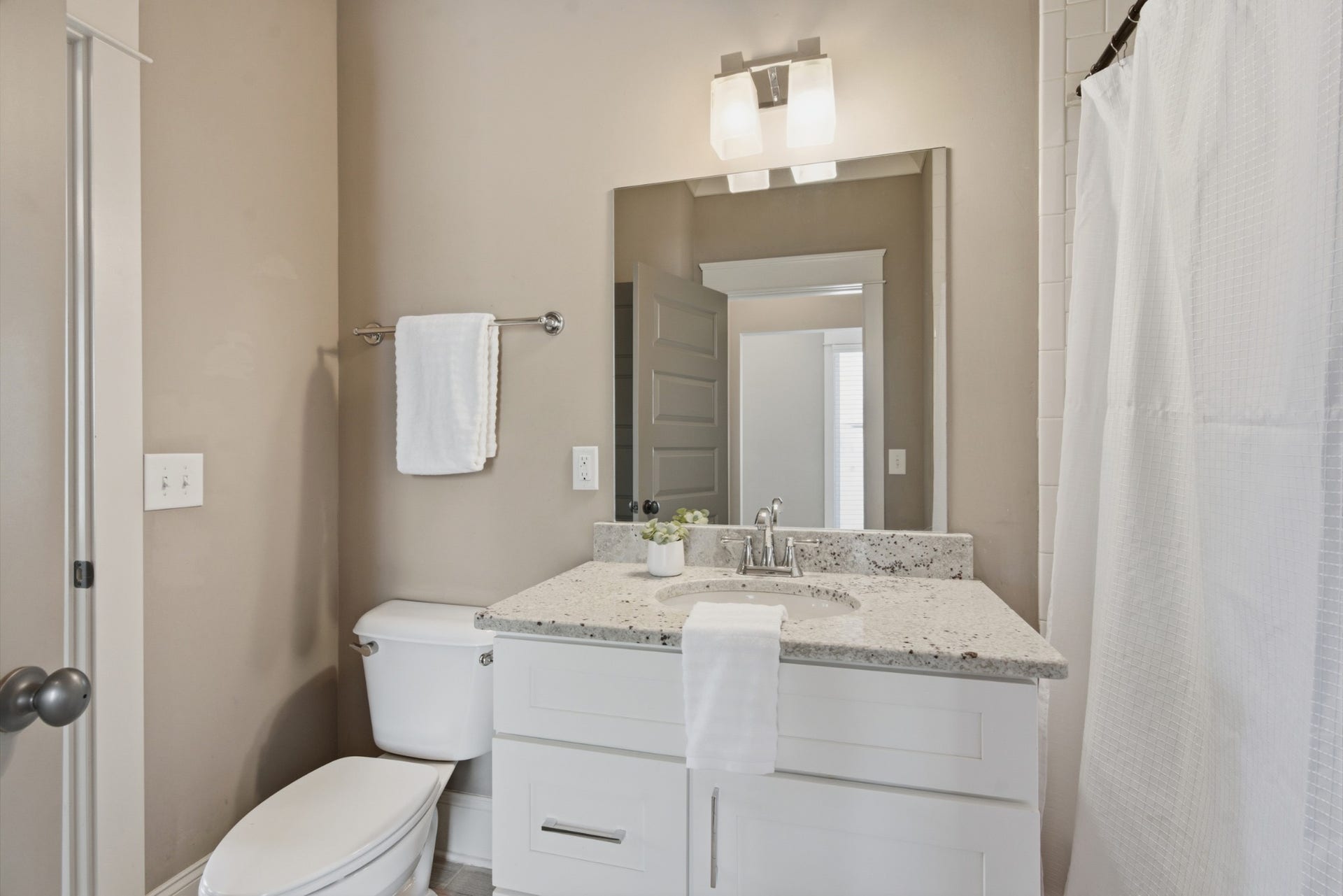 Full bathroom on first floor