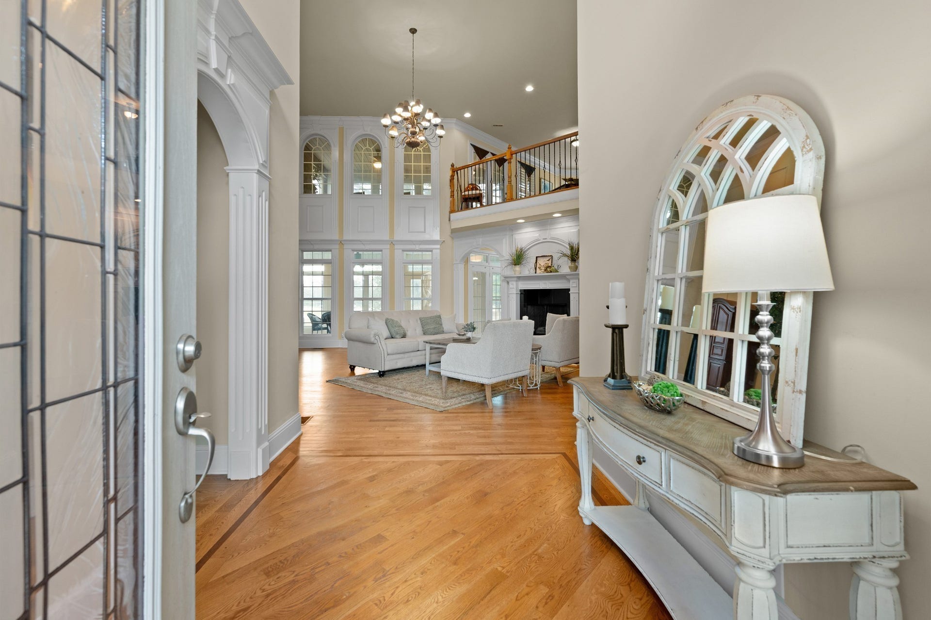 2638 Big Eagle Trl, Murfreesboro, TN 37127 Breathtaking two-story foyer that sets the tone for timeless elegance