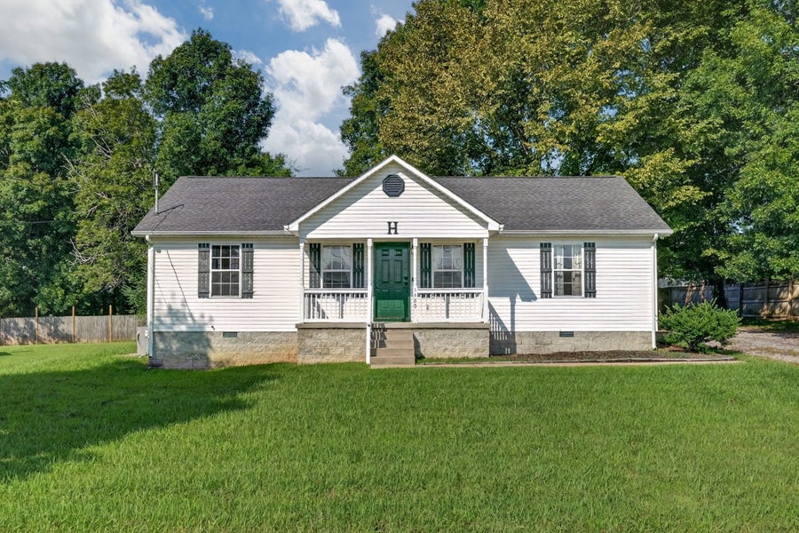 Property photo for 1460 Titan Way, Lewisburg, TN
